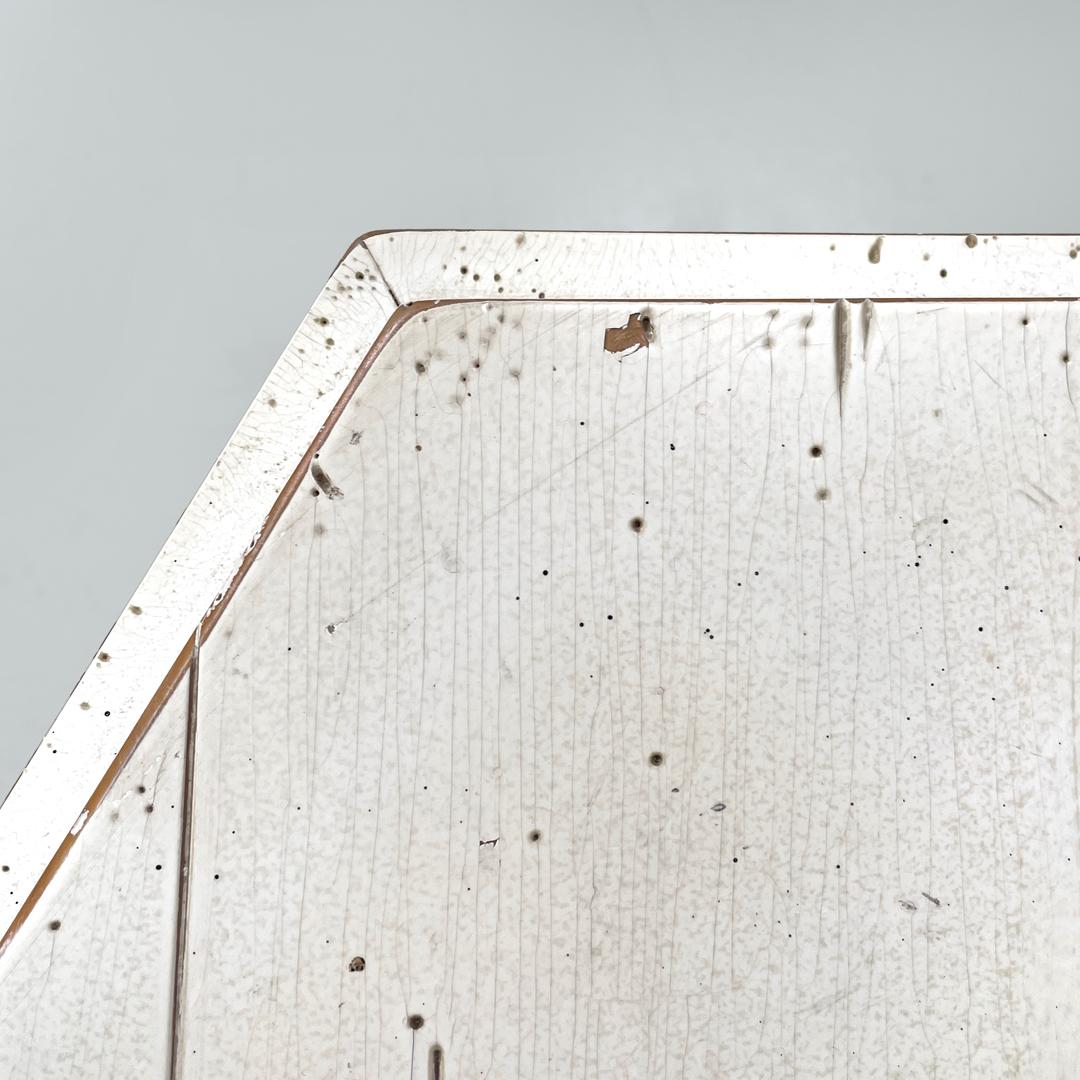 Tables basses hexagonales modernes en bois blanc de Roche Bobois, années 1980 en vente 3