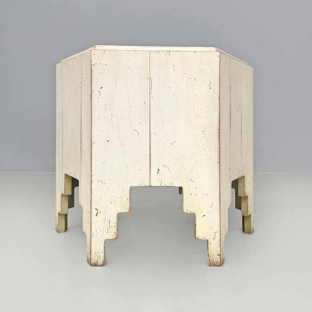 Moderne Tables basses hexagonales modernes en bois blanc de Roche Bobois, années 1980 en vente