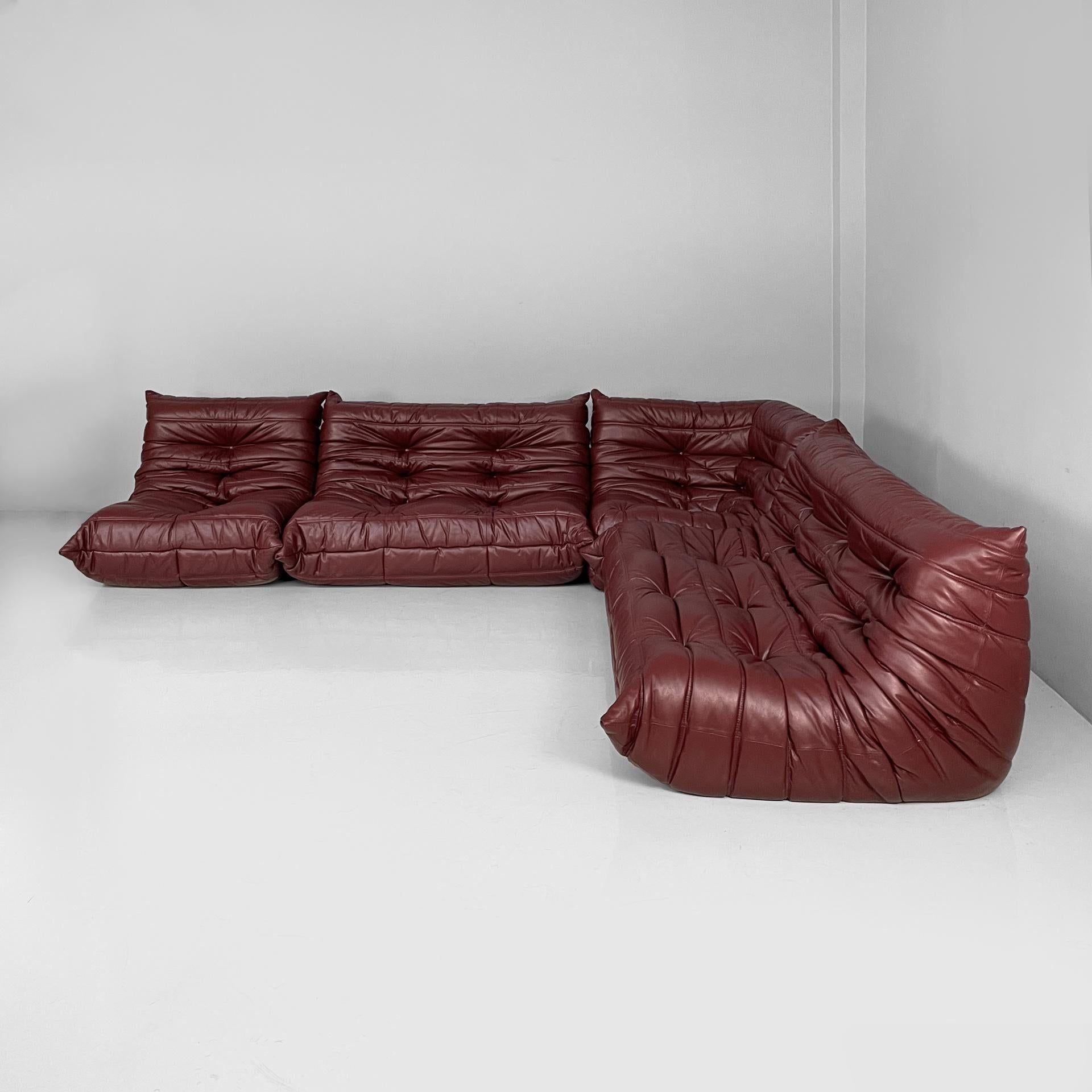 Fine XX secolo Divano moderno francese in pelle Togo di Michel Ducaroy per Ligne Roset, anni '70 in vendita