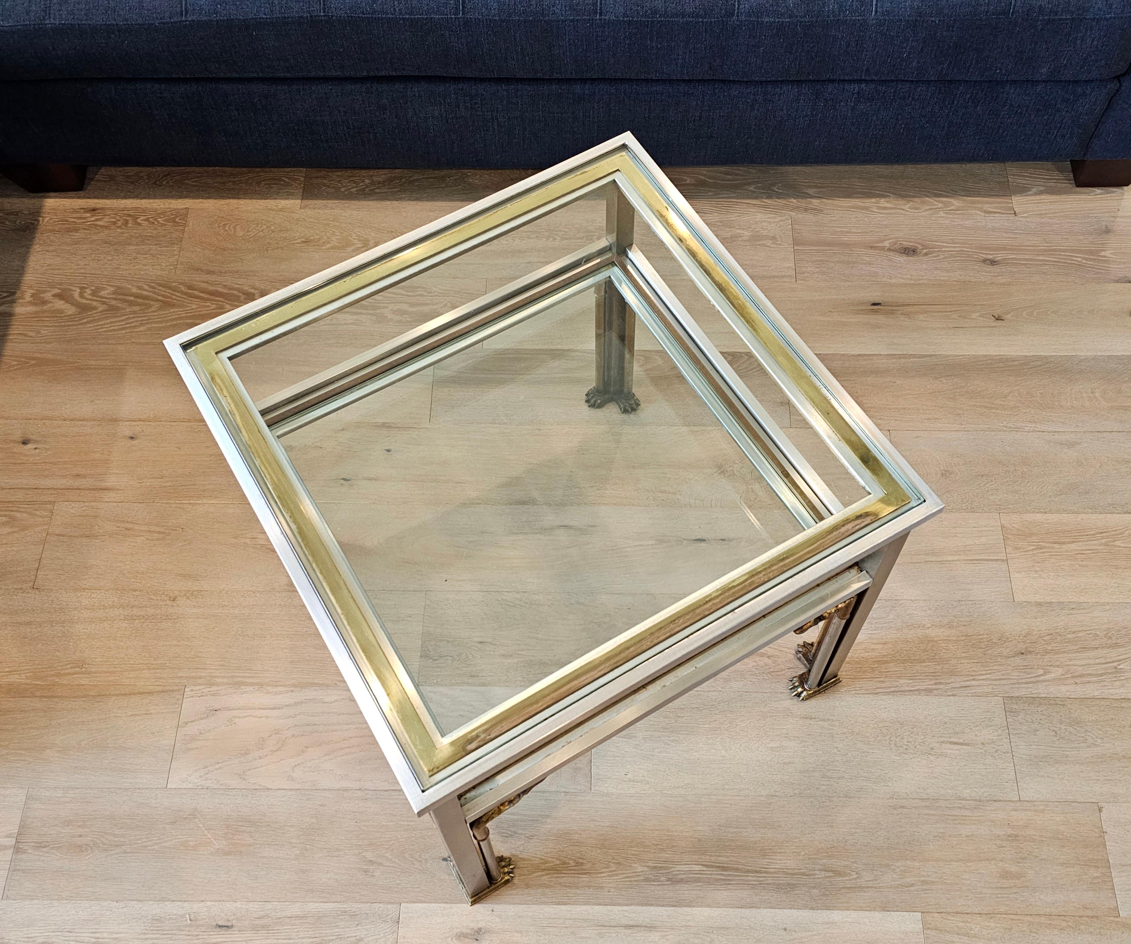 Français Table à tête de lévrier de style néoclassique moderne français Maison Jansen en vente