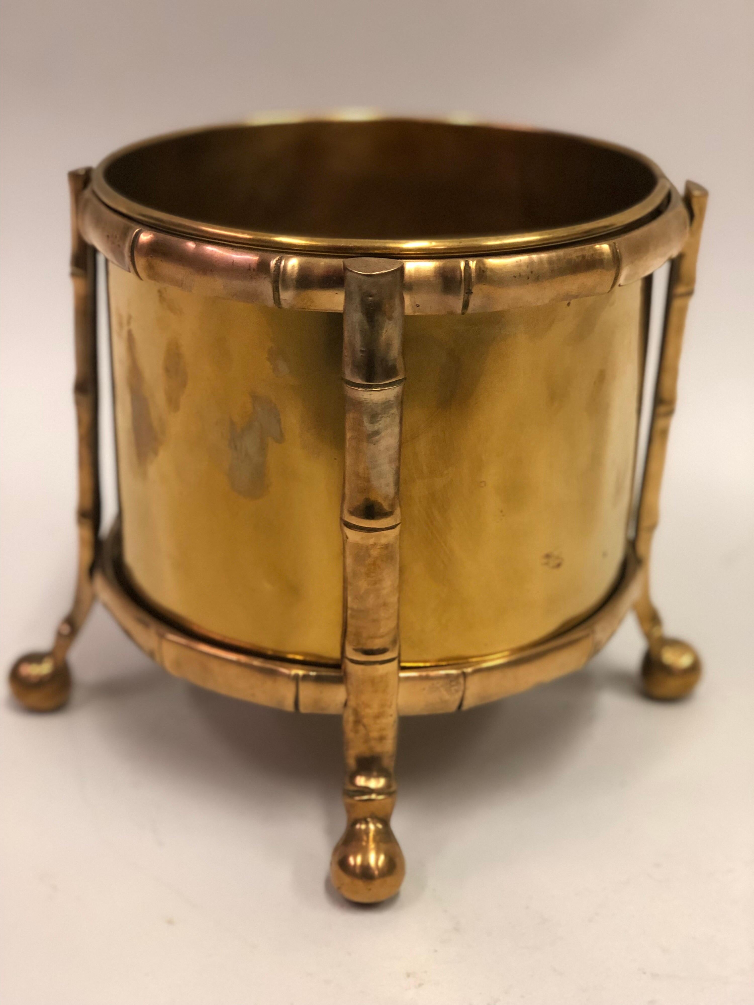 Exquisite, rare French Mid-Century Modern neoclassical bronze and brass waste basket by Maison Baguès. 

The piece is composed of a delicately cast bronze/brass frame in faux bamboo with a removable bronze basket / can that sets into the frame.