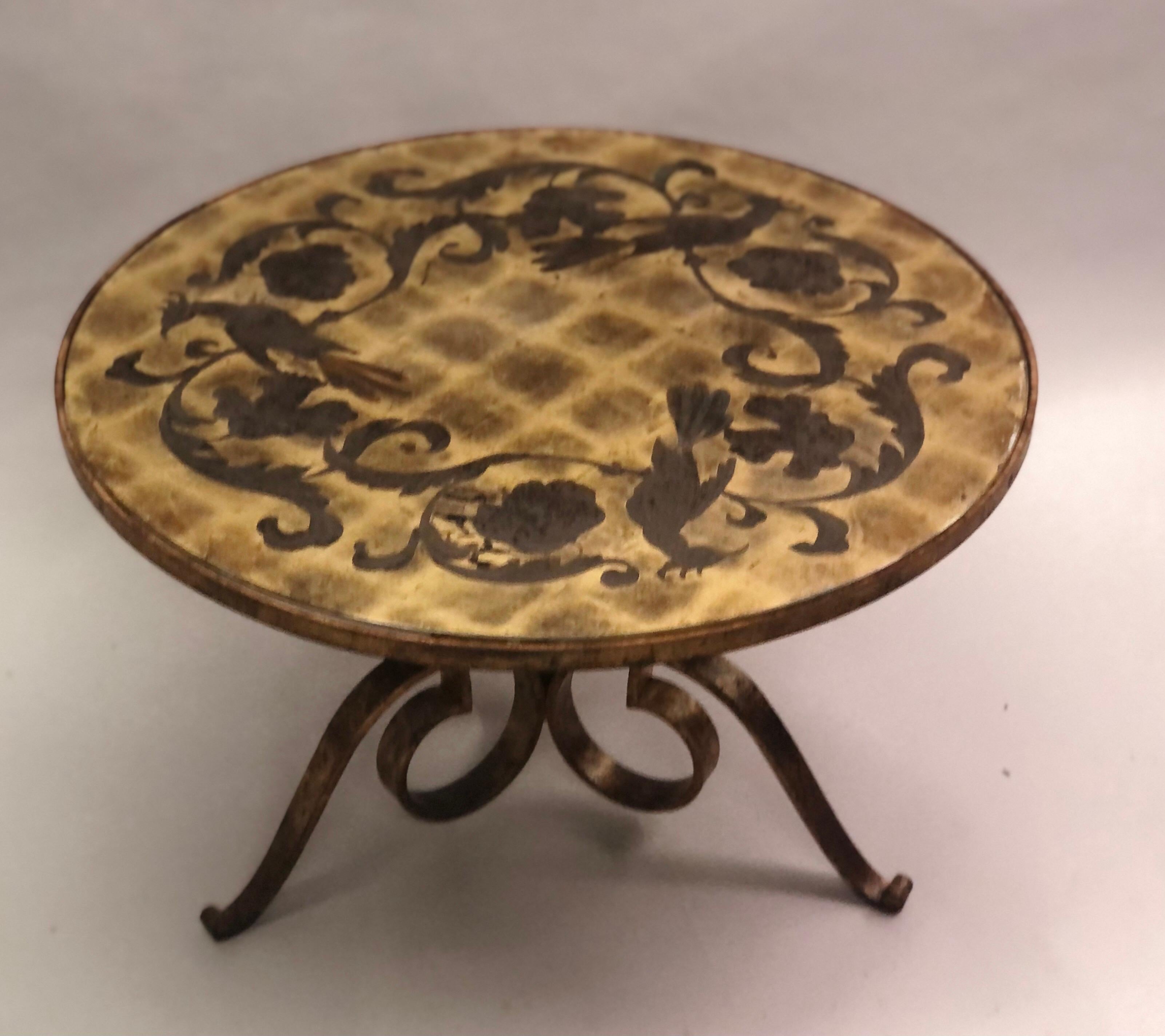 French Modern Neoclassical Gilt Wrought Iron Coffee / Side Table by Rene Drouet In Good Condition For Sale In New York, NY