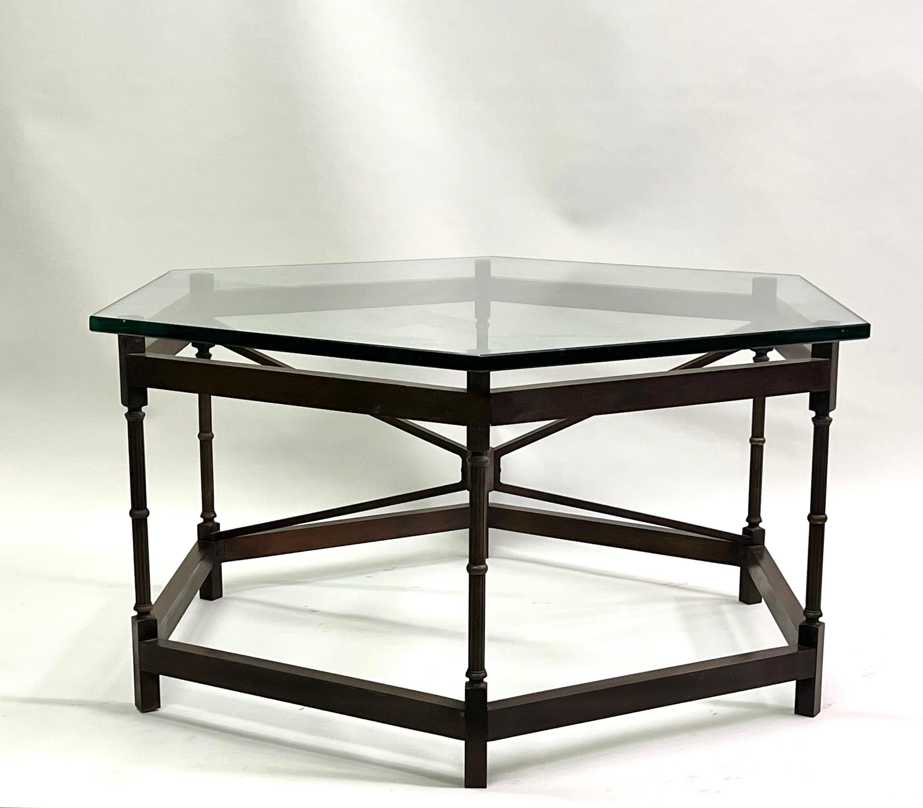 French Modern Neoclassical Hexagonal Bronze Cocktail Table, Poillerat & Arbus In Good Condition For Sale In New York, NY