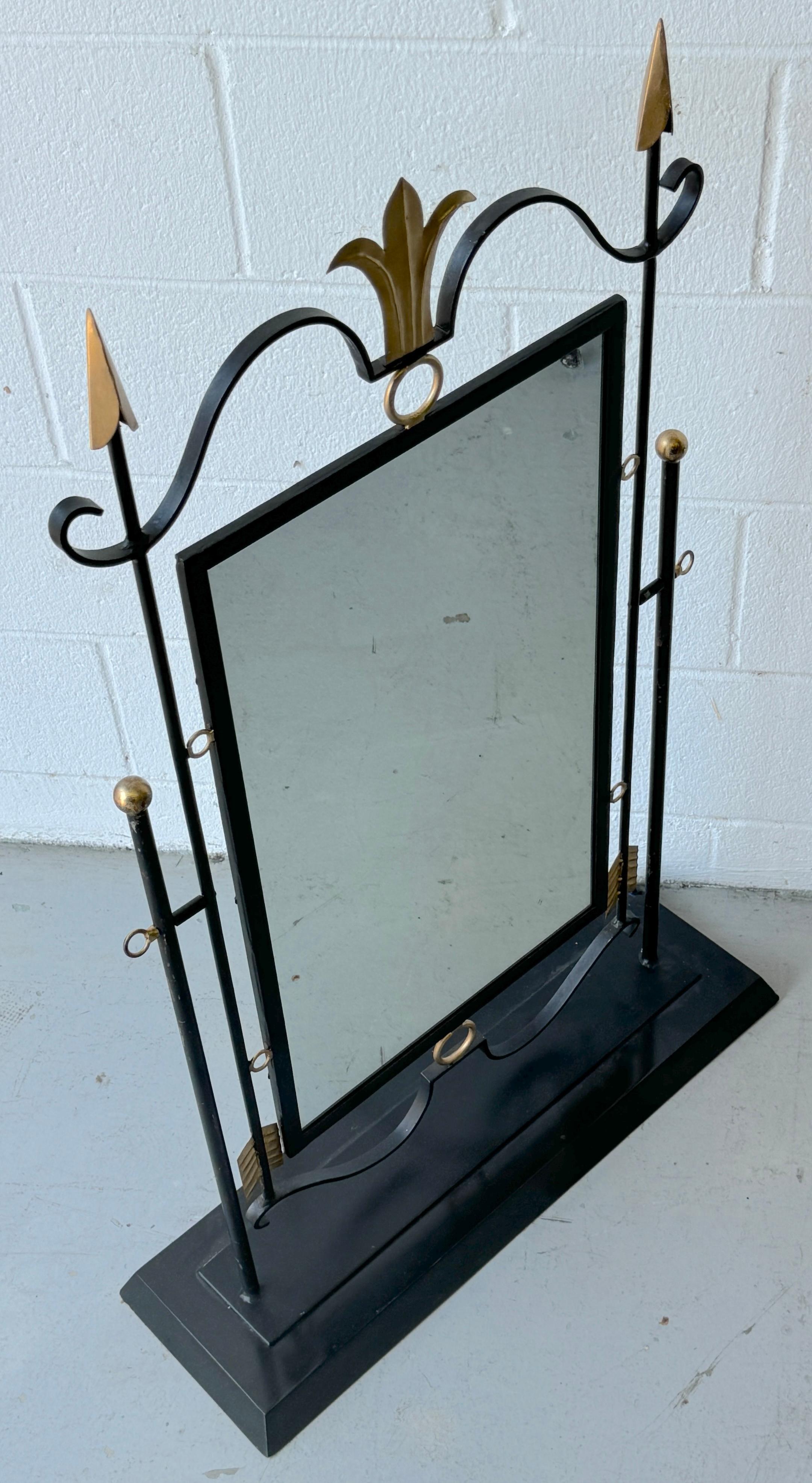 Espejo de mesa de hierro forjado dorado de estilo neoclásico moderno francés en venta 4
