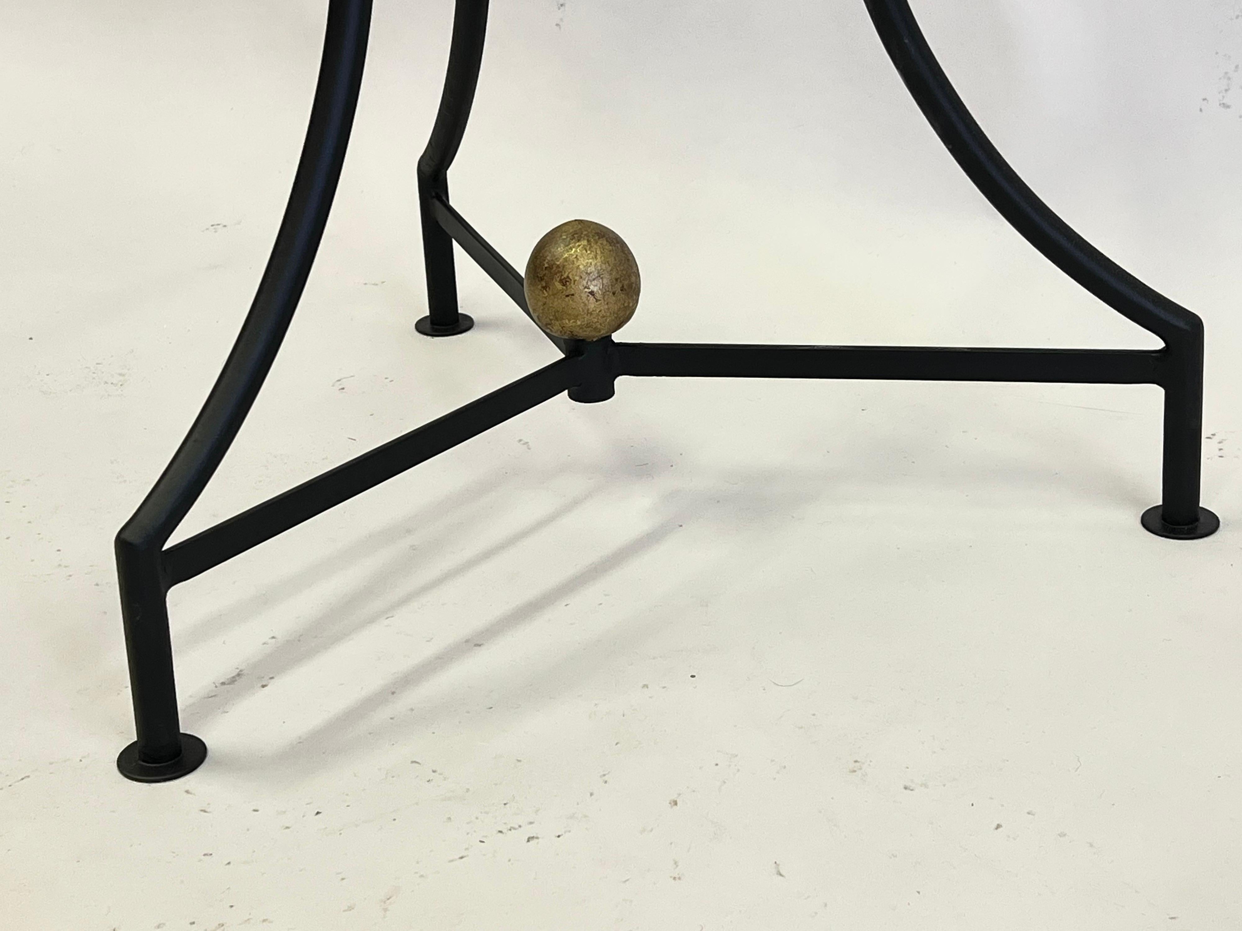 Fer forgé Table de salle à manger / table basse en fer forgé de style néoclassique moderne français, Gilbert Poillerat en vente