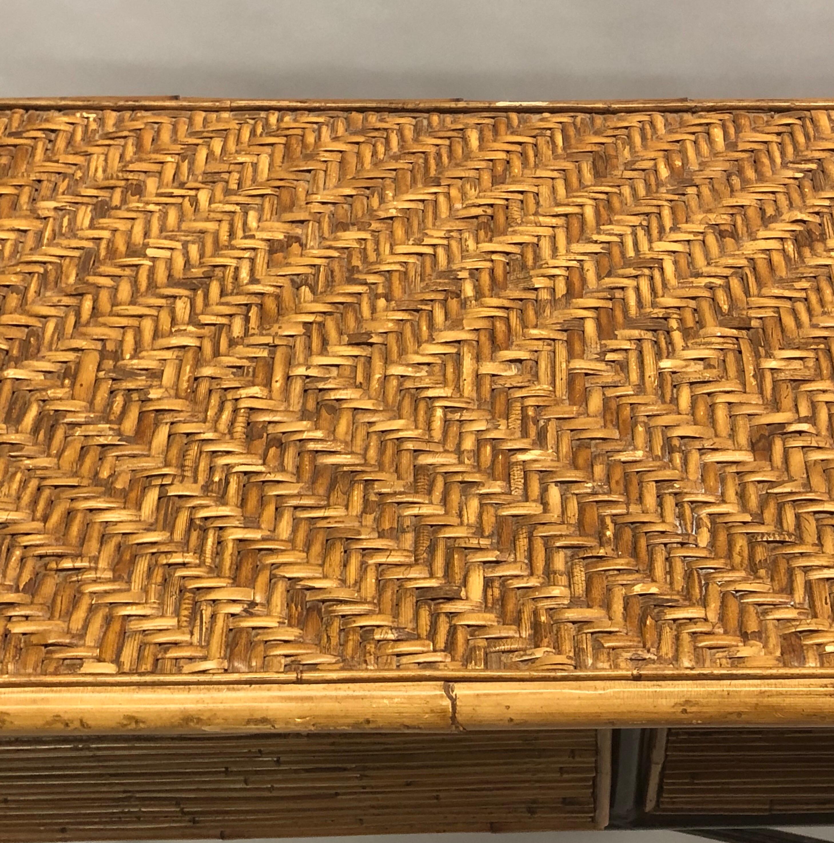 Console / Table de salon moderne néoclassique française en fer forgé et rotin en vente 5