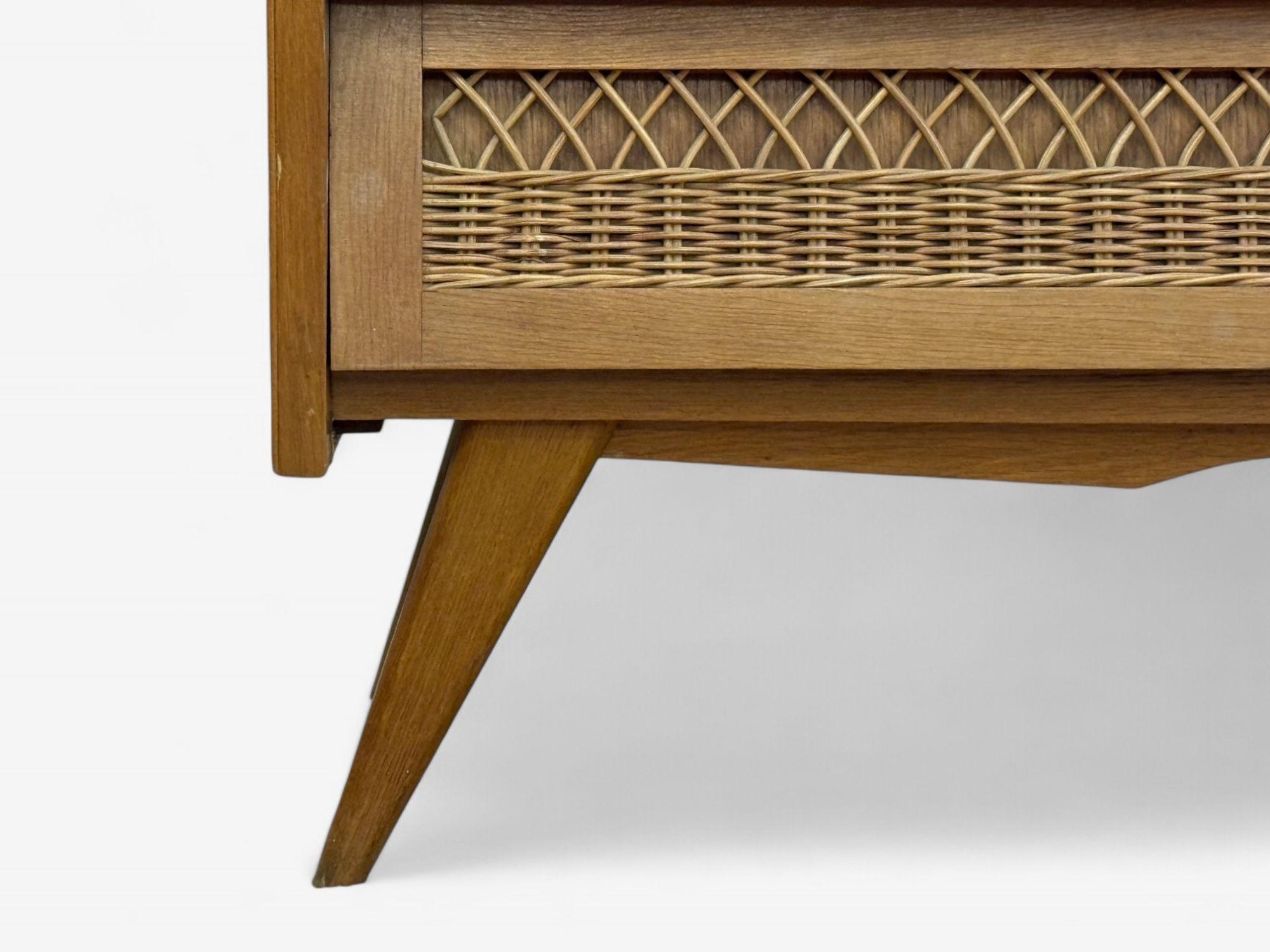 XX secolo Cassettiera moderna francese, Oak, Rattan, Francia, anni '60 in vendita