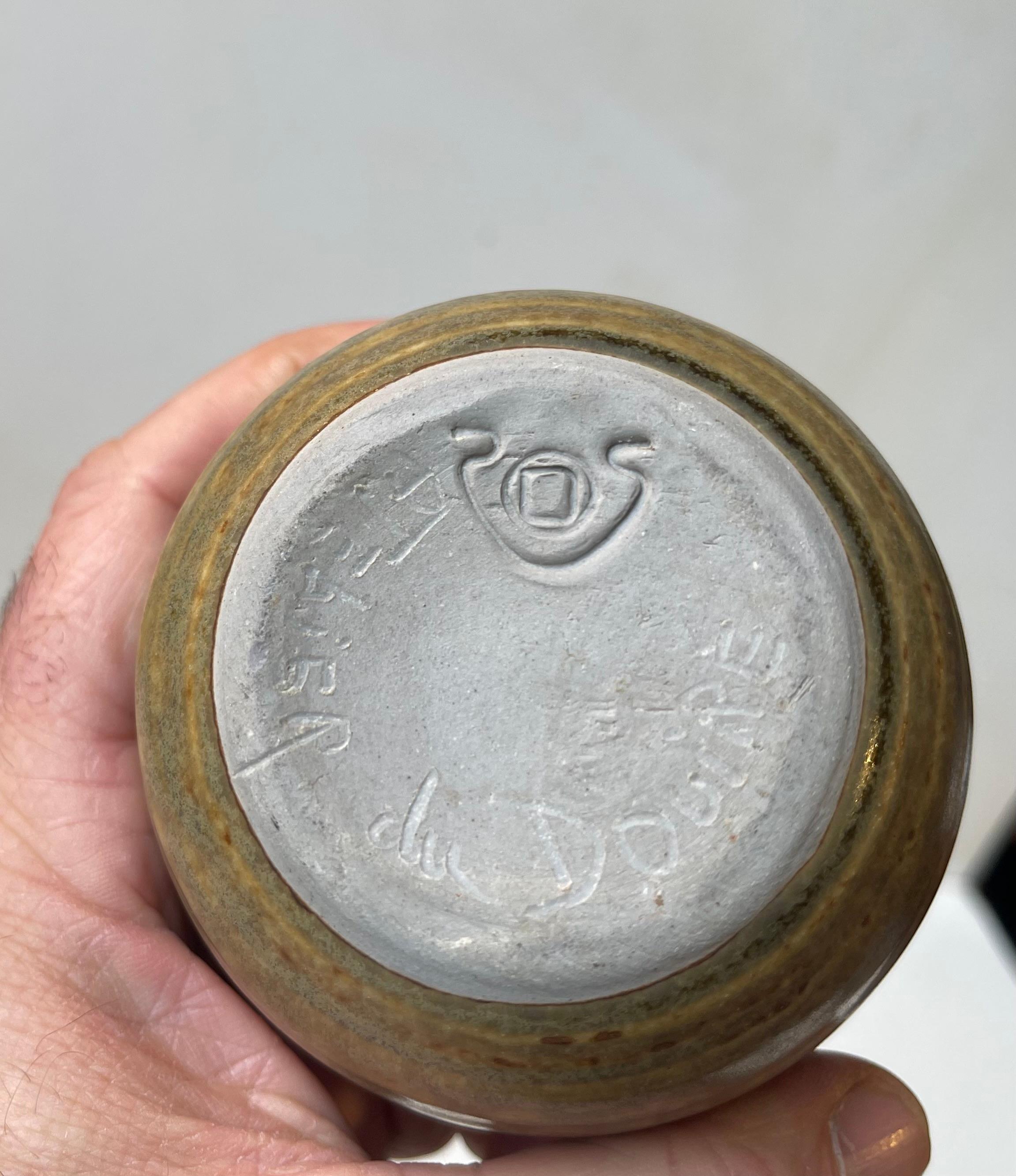 Francese Vaso moderno francese in gres smaltato Oliver di Jill Ratel - Atelier A Du Doire, anni '70 in vendita