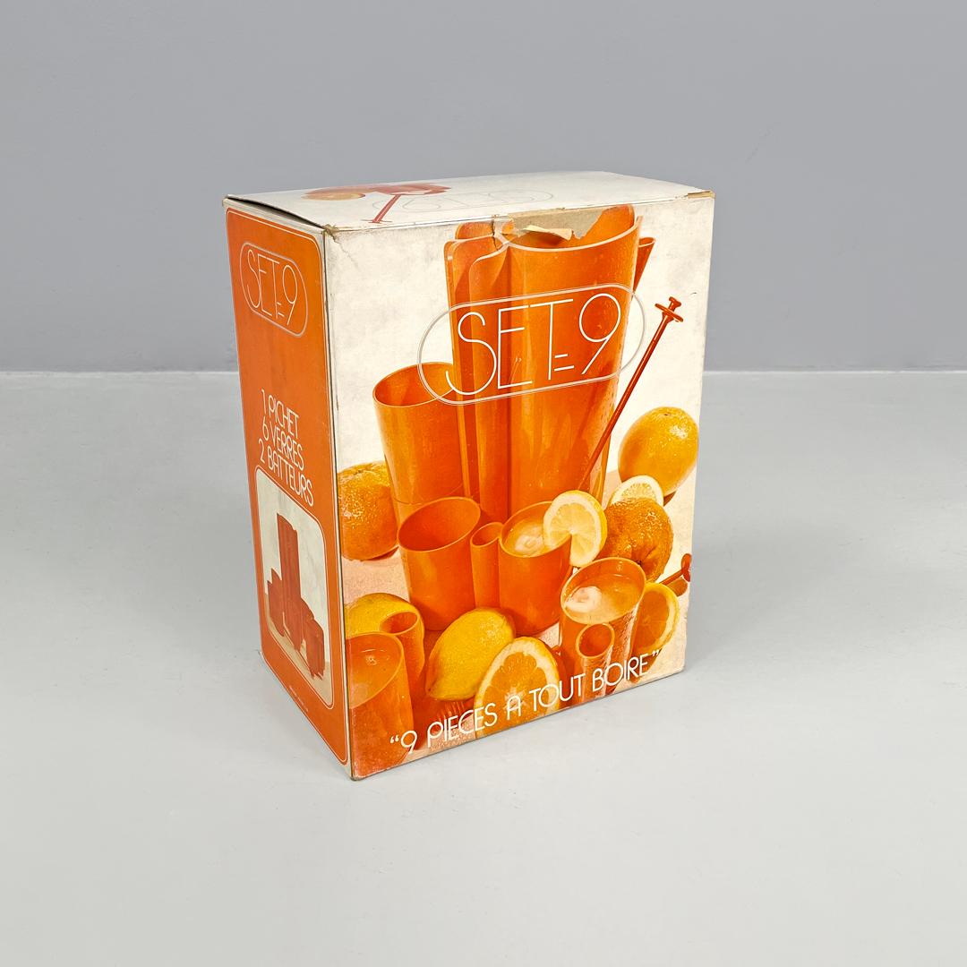 Französische moderne orangefarbene Plastikgarnitur Orangeade Jean Pierre Vitrac für Bourbon, 1970er Jahre (Moderne) im Angebot