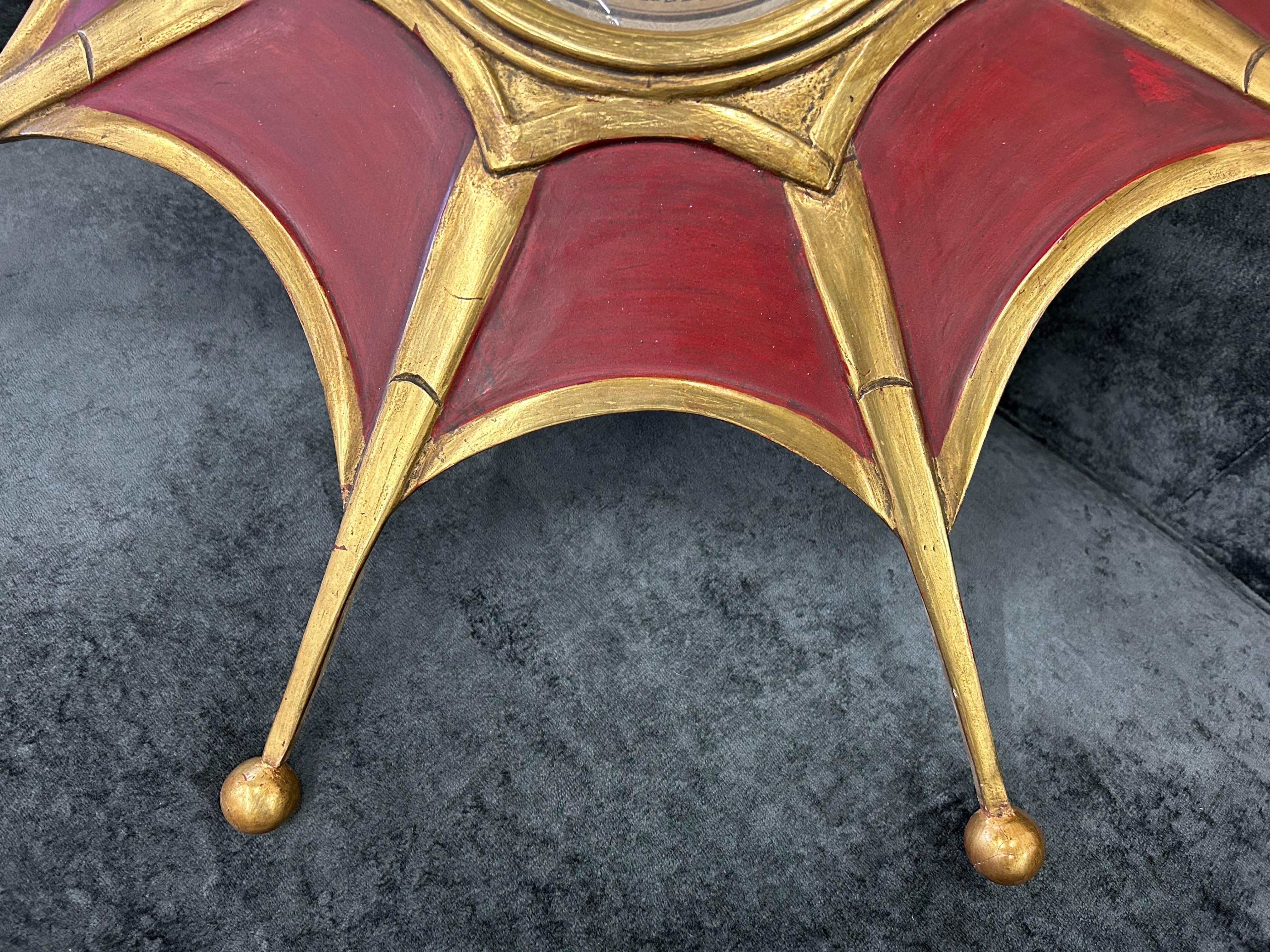 Baromètre Sunburst moderne français peint et doré Bon état - En vente à Houston, TX