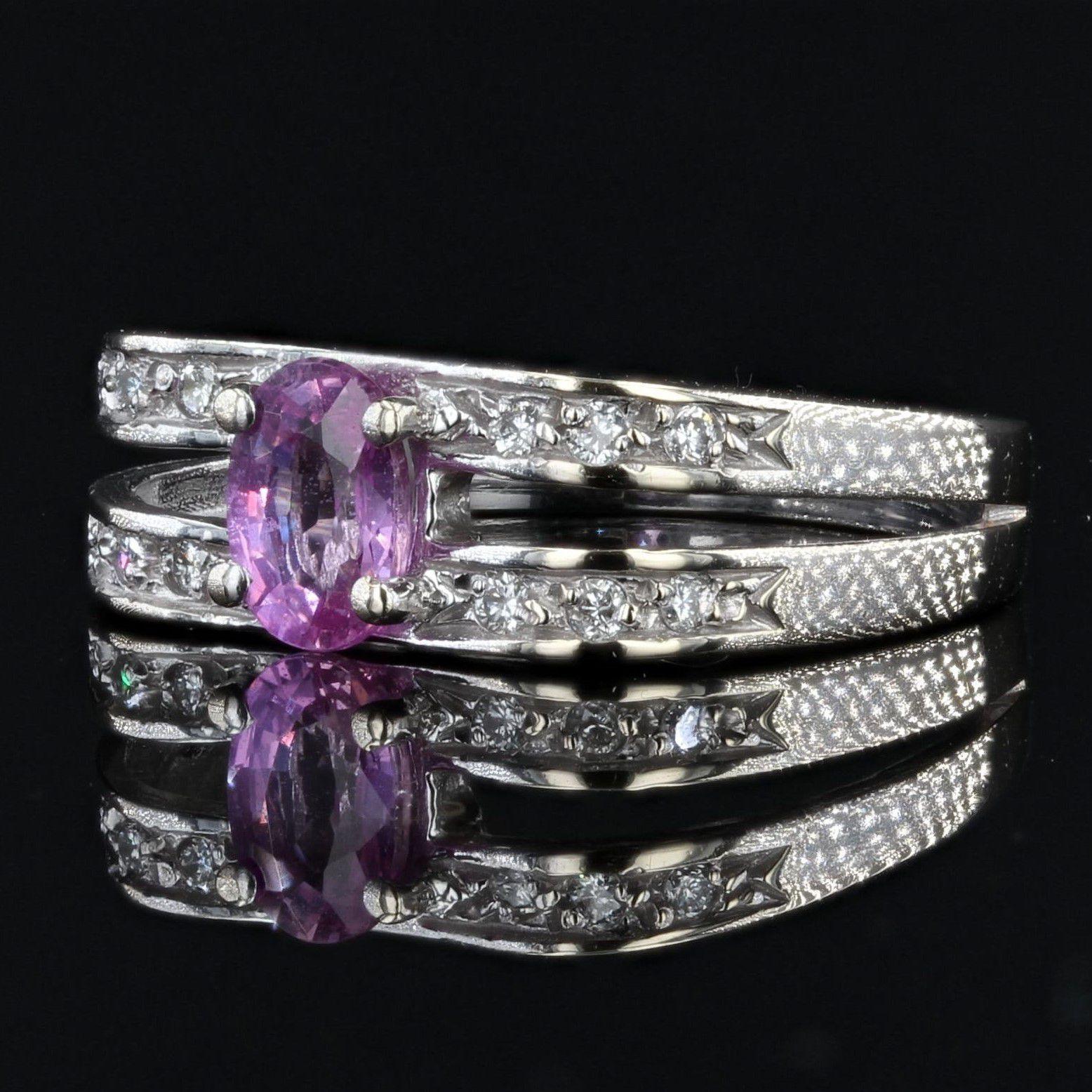 Women's French Modern Pink Sapphire Diamonds 18 Karat White Gold Ring For Sale