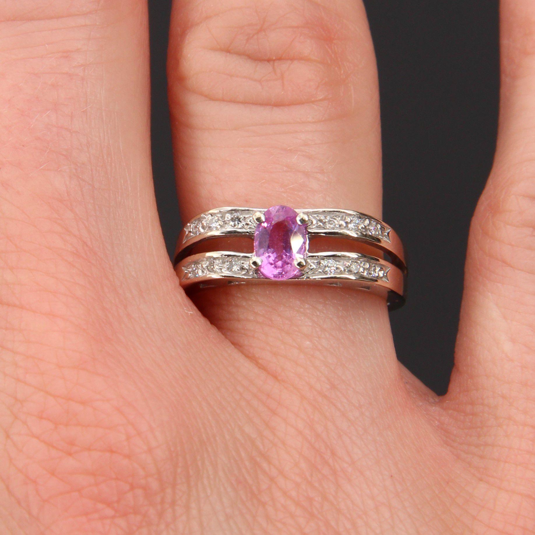 French Modern Pink Sapphire Diamonds 18 Karat White Gold Ring For Sale 2