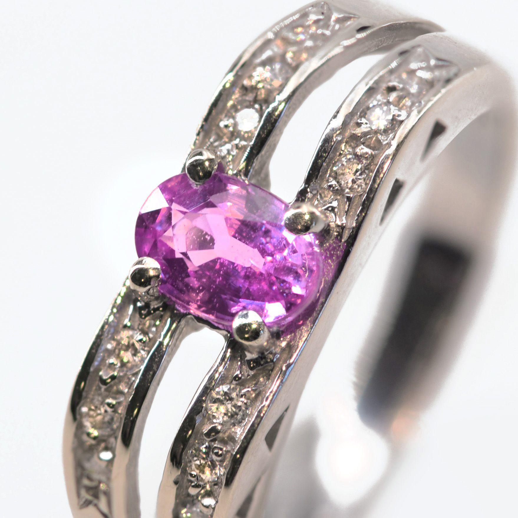 French Modern Pink Sapphire Diamonds 18 Karat White Gold Ring For Sale 3
