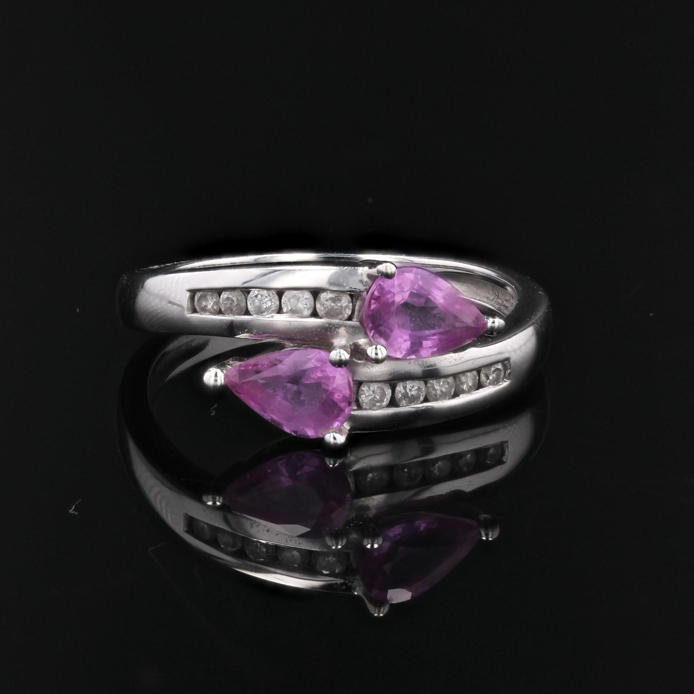 French Modern Pink Sapphire Diamonds 18 Karat White Gold You and Me Ring In Good Condition For Sale In Poitiers, FR