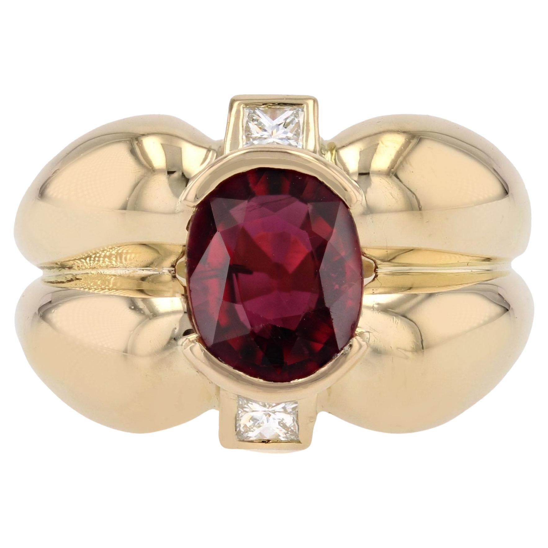 French Modern Pink Tourmaline Diamonds 18 Karat Yellow Gold Polylobed Ring