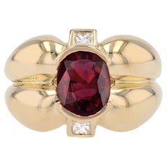 Anillo Polilobulado Francés Moderno de Oro Amarillo de 18 Quilates con Diamantes Turmalina Rosa