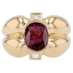 Vintage French Modern Pink Tourmaline Diamonds 18 Karat Yellow Gold Polylobed Ring