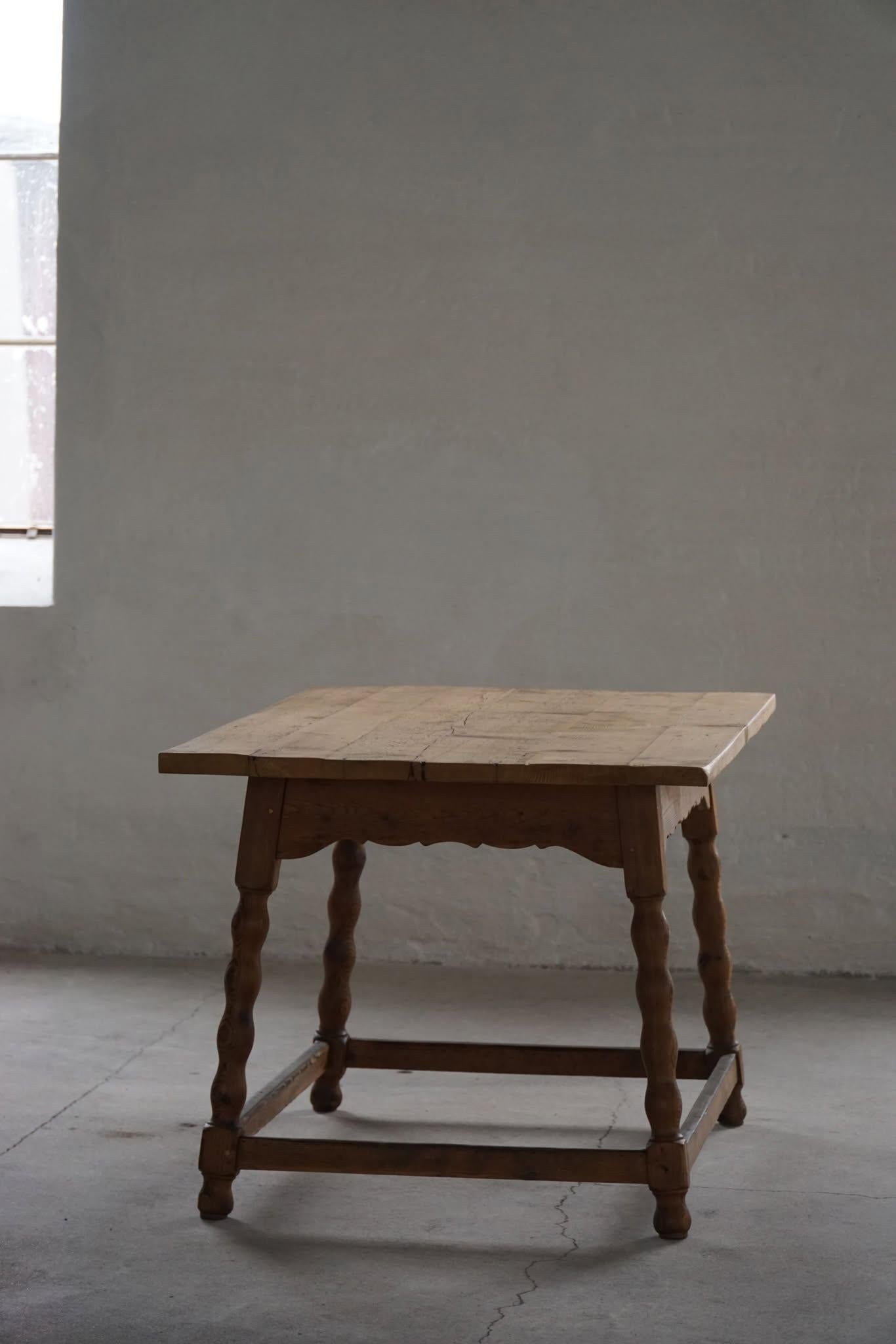 Escritorio / Mesa de Comedor Rectangular Moderna Francesa de Pino Macizo, Hecha a Mano, 1900 Francés en venta