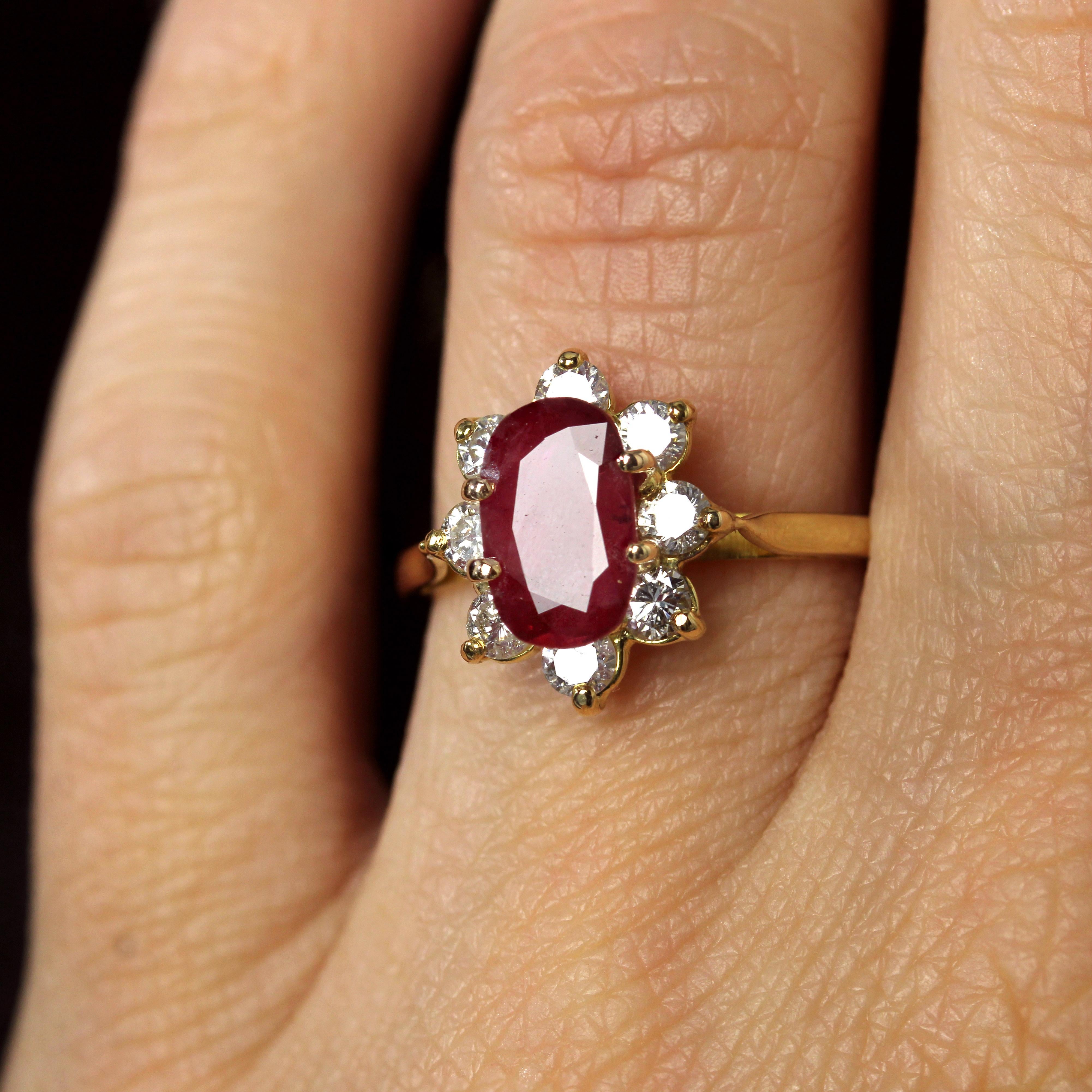 French Modern Ruby Diamond 18 Karat Yellow Gold Flower Ring 9
