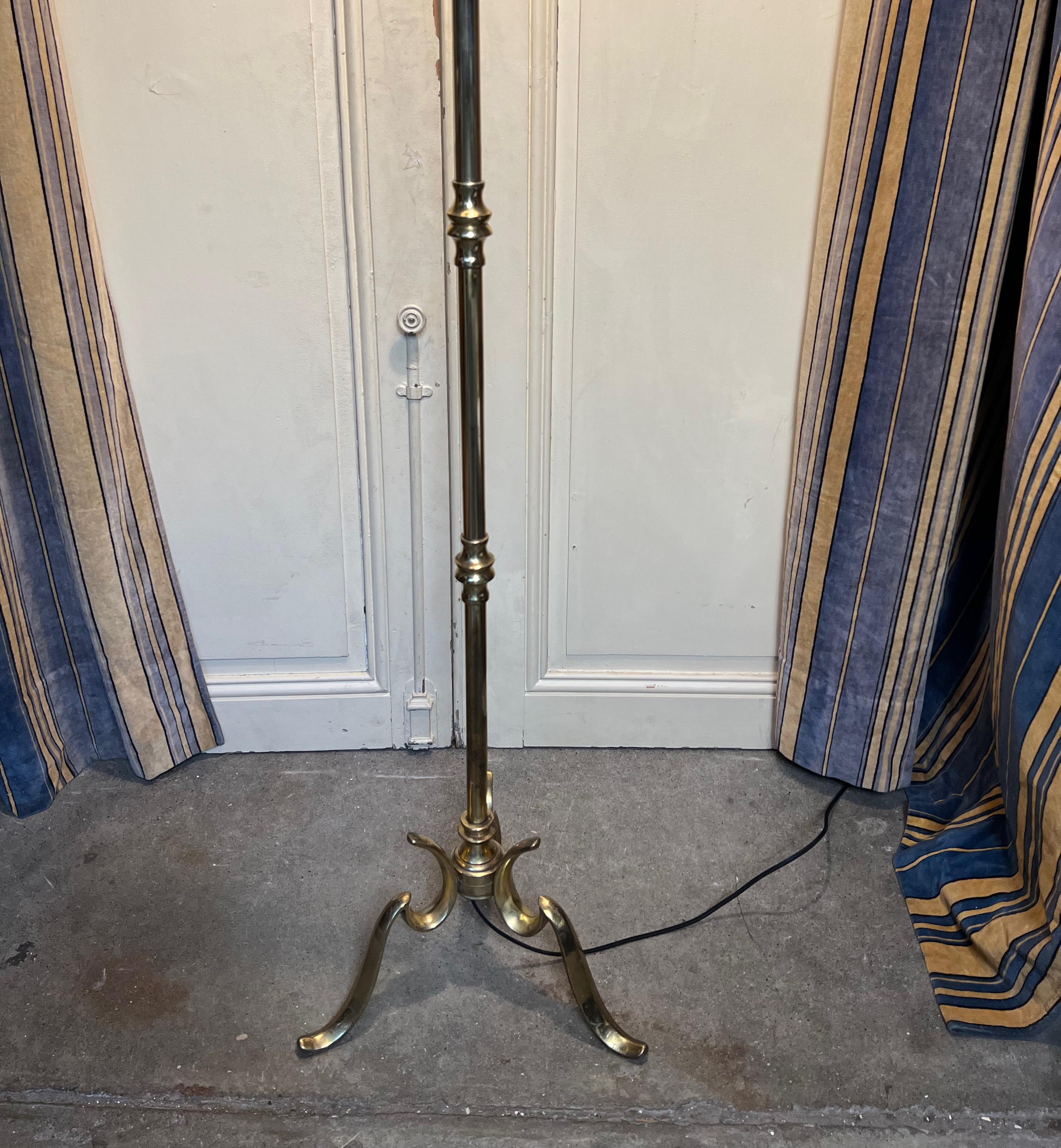 French Modern Style Brass Floor Lamp In Good Condition For Sale In Buchanan, NY