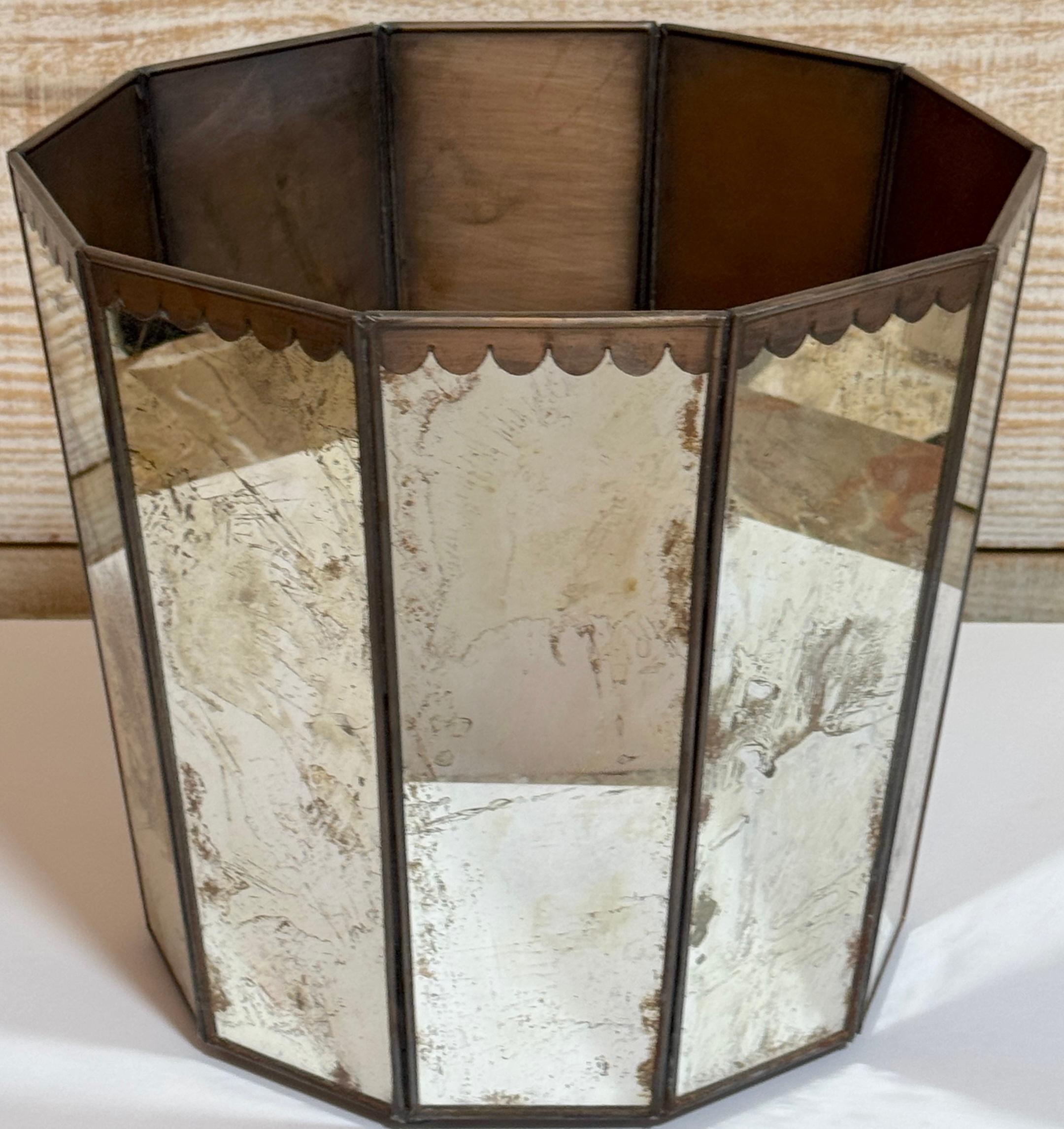 French Modern Style Decagon Patinated Mirror & Tole Wastepaper /Trash Can In Good Condition In West Palm Beach, FL