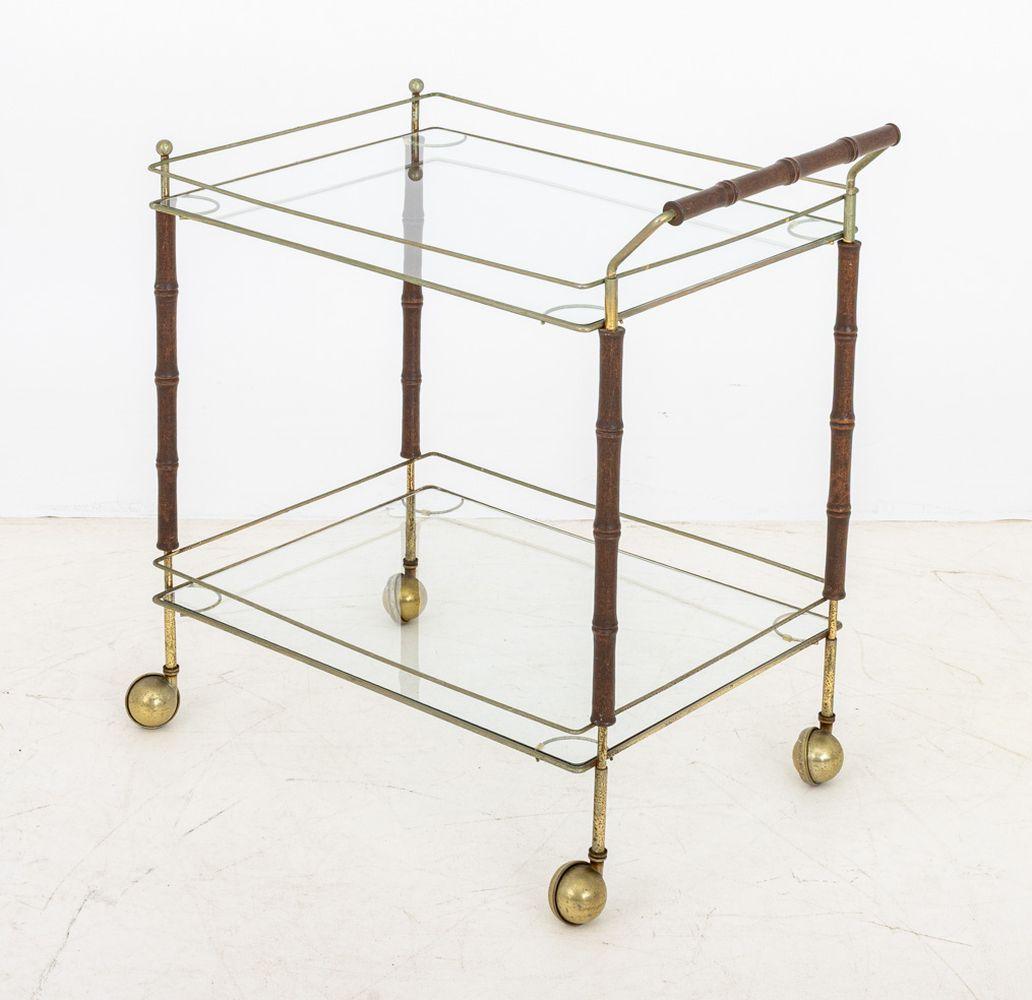 XX secolo Carrello da bar francese moderno a due piani in ottone e noce in vendita