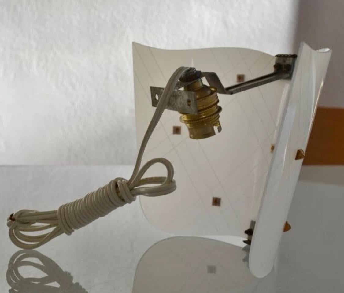 Pair French Moderne Plexi Sconces (4 x) For Sale 4