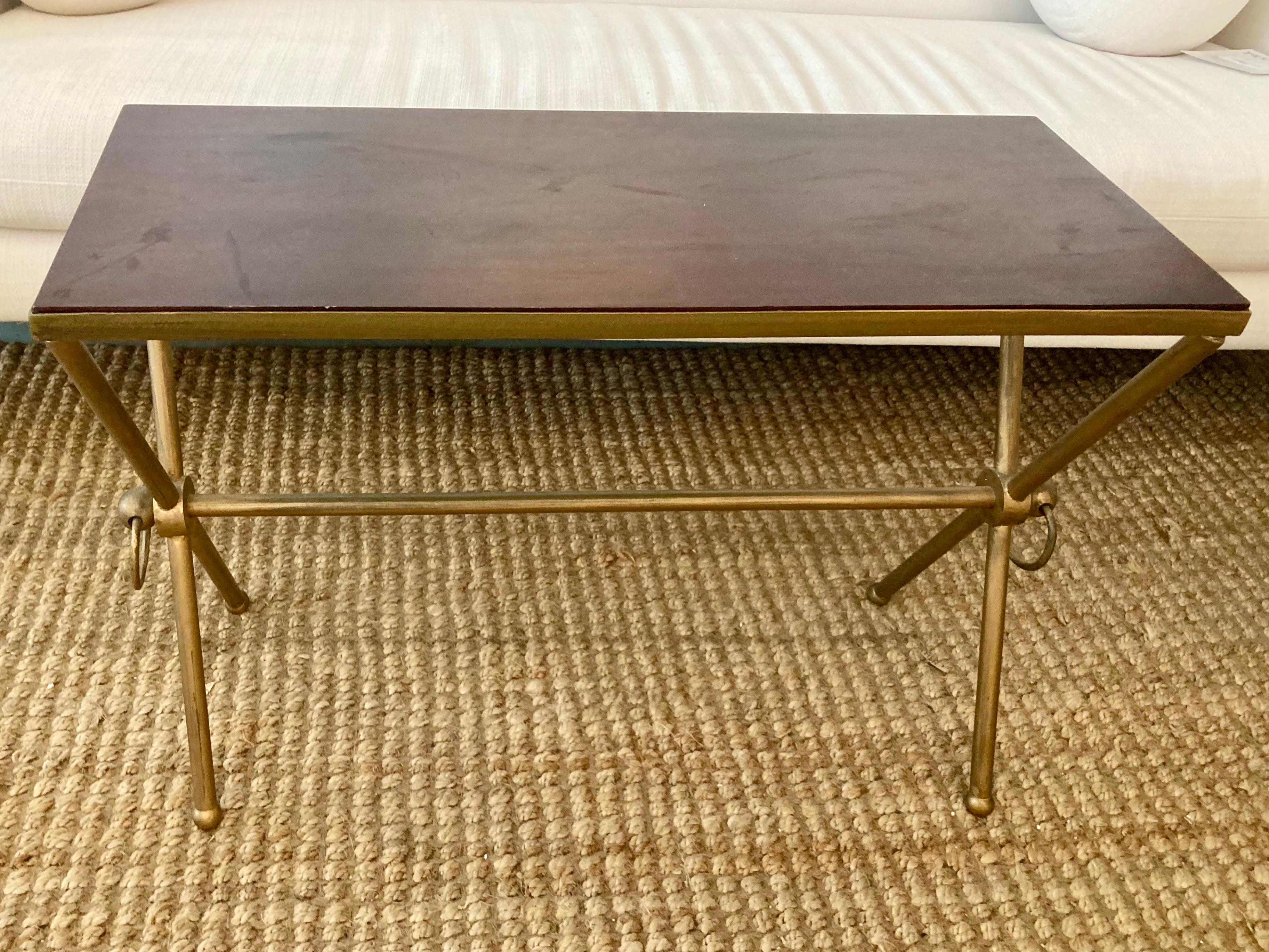 Mesa Cocktail Estilo Moderno Francés Con Aros Decorativos en Bueno estado para la venta en Los Angeles, CA
