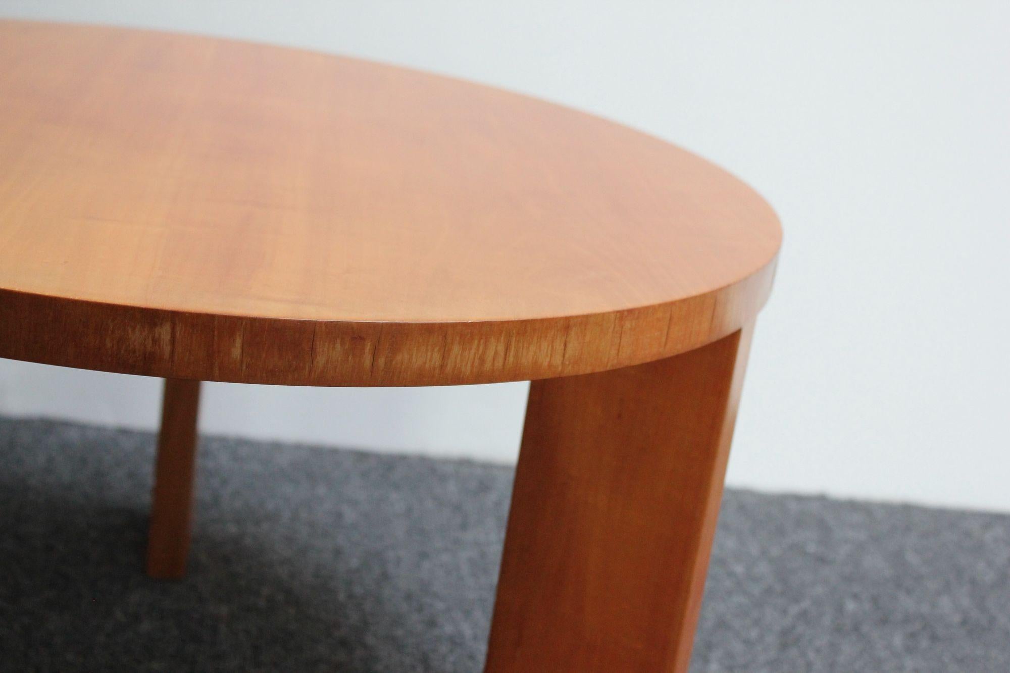 Französischer moderner Tisch „Table Basse“ aus Esche mit niedrigem Akzent von Jacques Quinet im Angebot 9