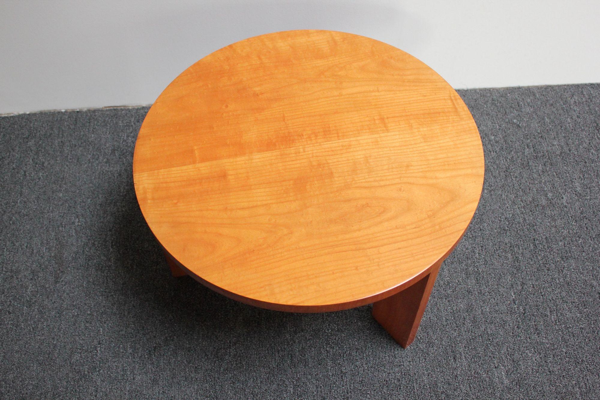 Französischer moderner Tisch „Table Basse“ aus Esche mit niedrigem Akzent von Jacques Quinet im Angebot 12
