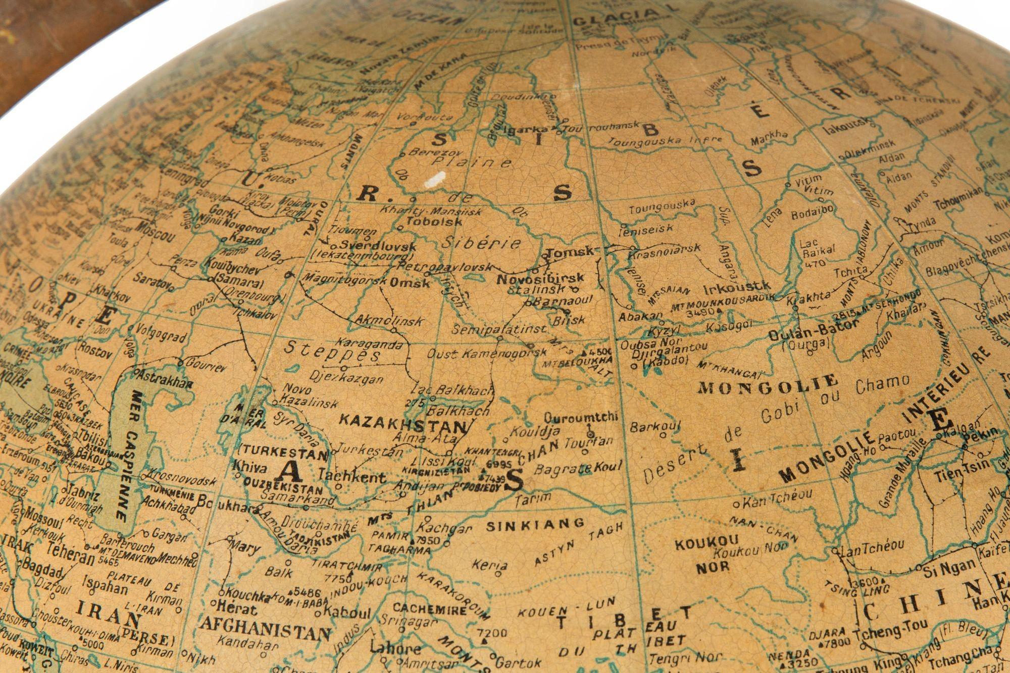 French Moderne Walnut Table Top Globe by Girard et Barrere ca. 1955 For Sale 5