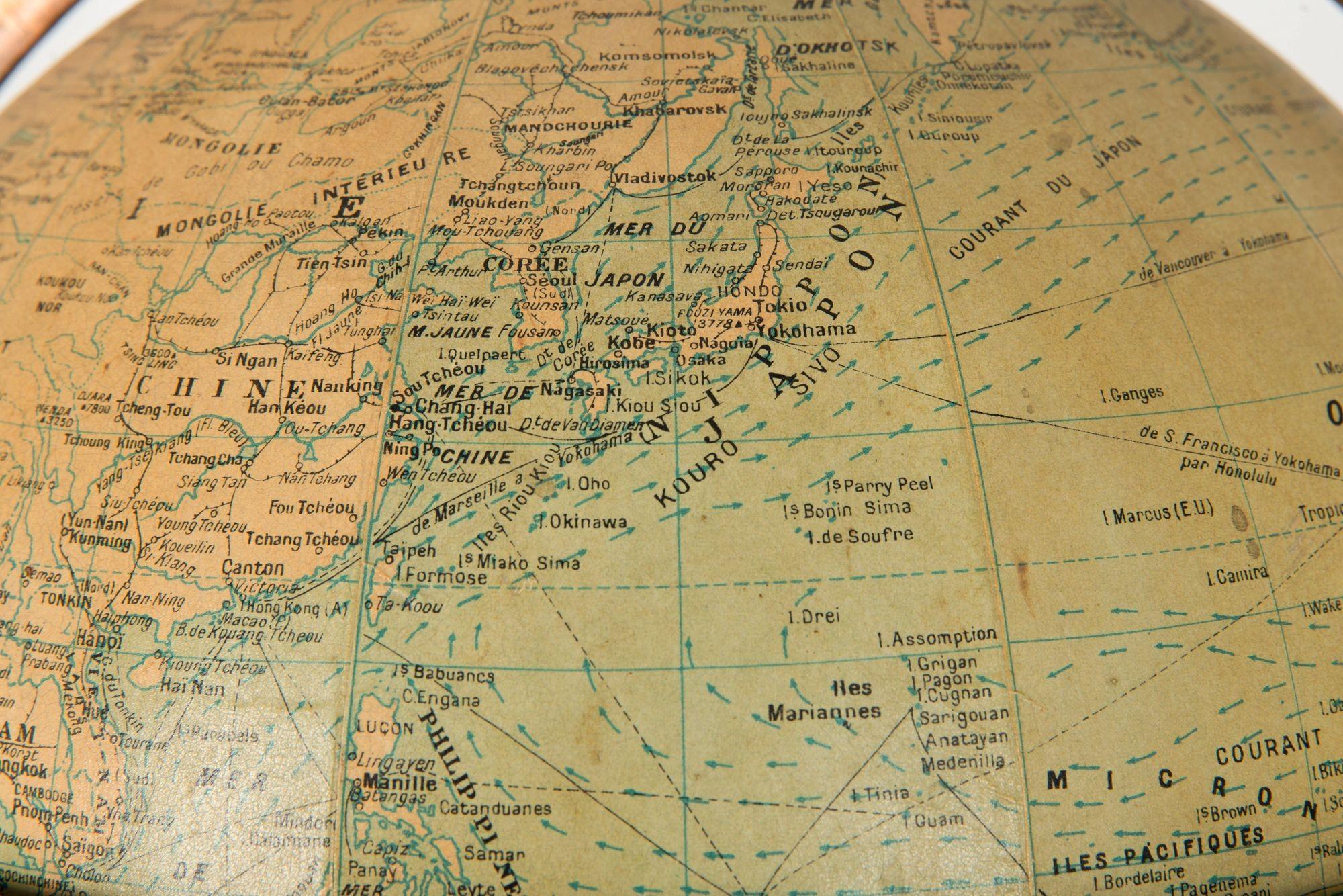 French Moderne Walnut Table Top Globe by Girard et Barrere ca. 1955 For Sale 12