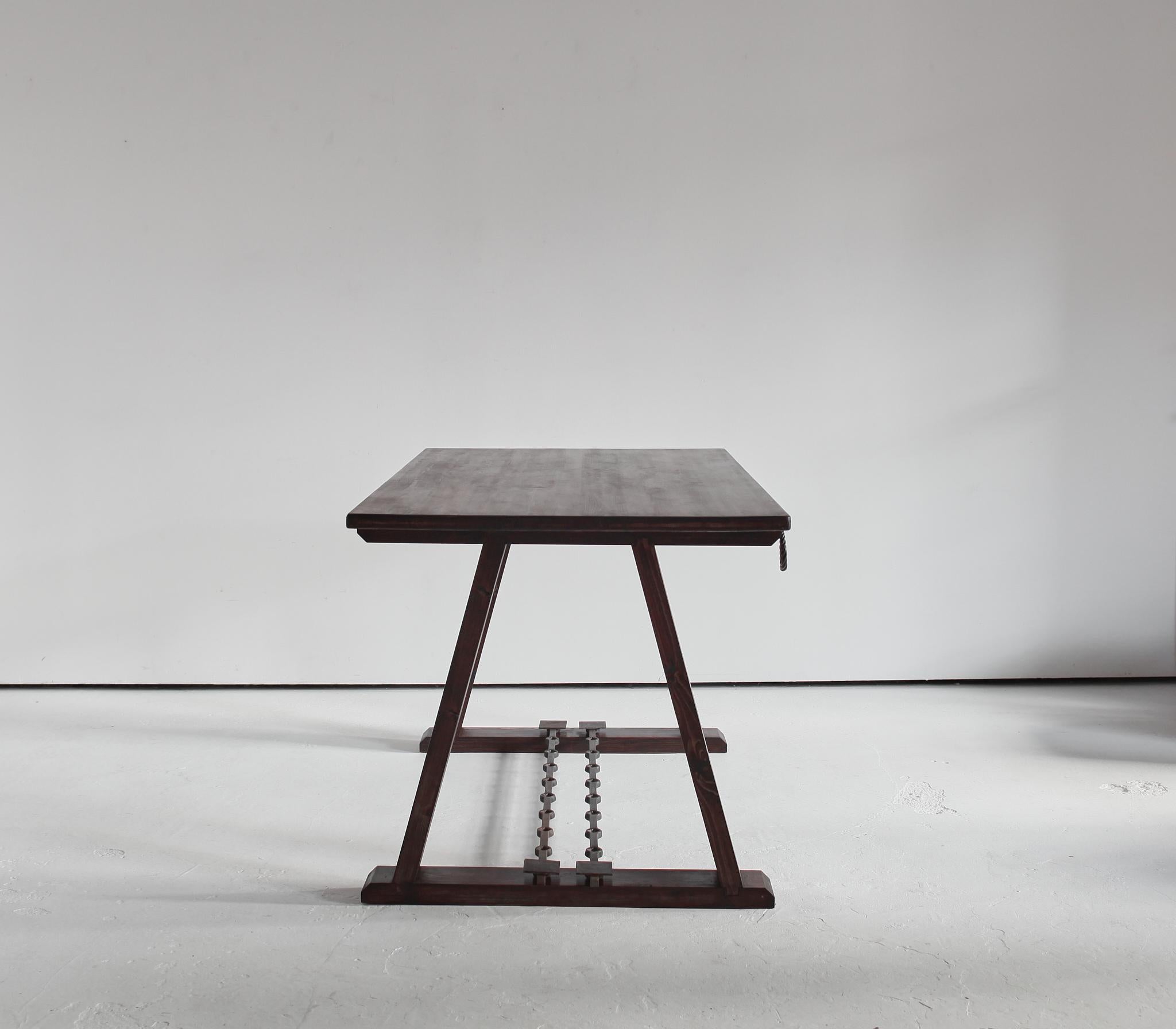 French Modernist Alpine Table In Good Condition For Sale In London, GB
