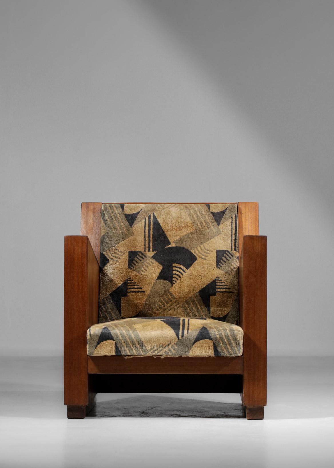 Wood French Modernist Armchair in Art Deco Fabric with Geometric Patterns 1930 - E121