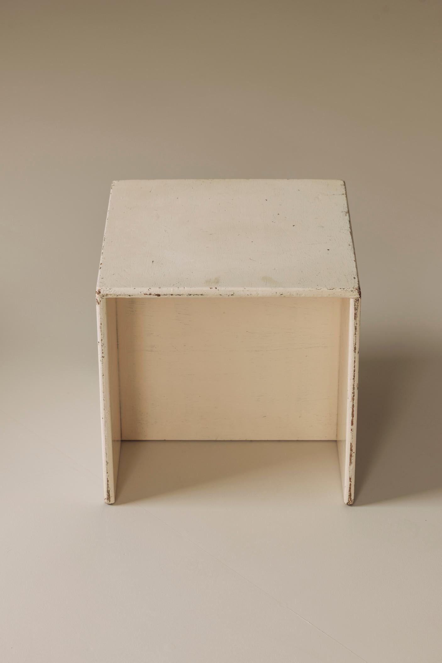 French Modernist cabinets / tabours, France 1950s. For Sale 3