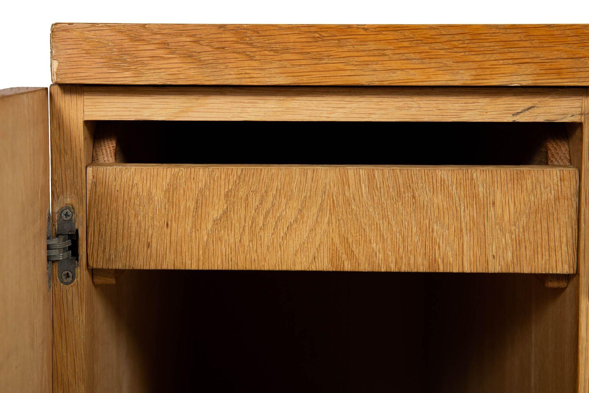 French Modernist Cerused Oak and Lacquered Skin Pedestal Desk ca. 1950s For Sale 8