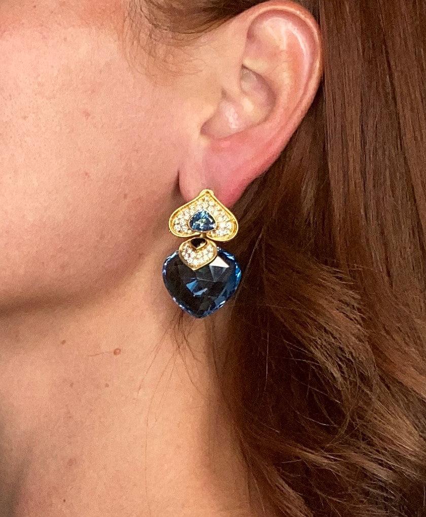 FRENCH MODERNIST Clips-On Earrings In 18Kt Gold And 88.12 Ctw In Diamonds & Gems For Sale 1