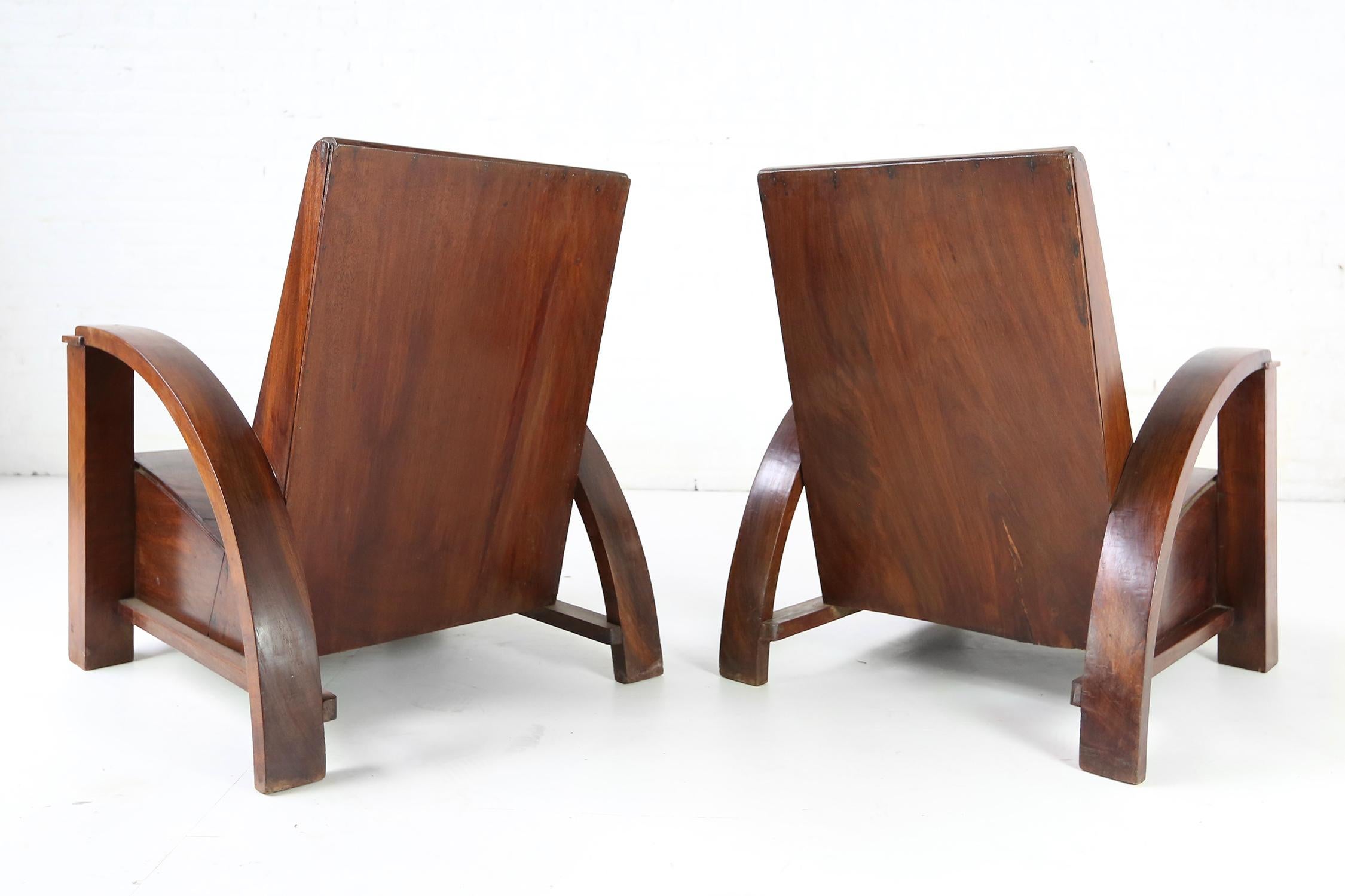 Mid-20th Century French Modernist Colonial Lounge Chairs in Mahogany, circa 1940s