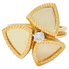 French Modernist Diamond 18 Karat Yellow Gold Retro Abstract Flower Ring