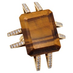 Anello geometrico modernista francese in oro 18Kt con 52,40 carati di diamanti e occhio di tigre