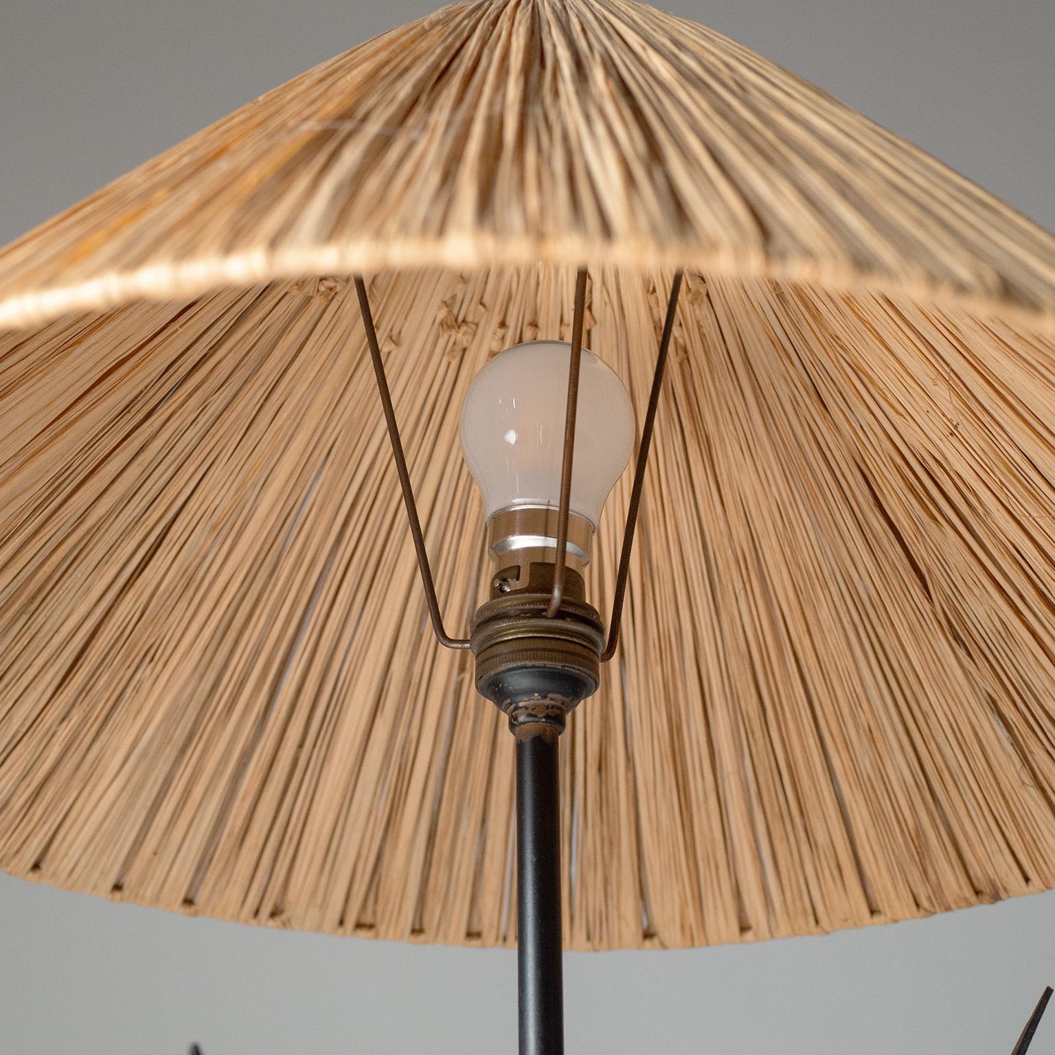 Französische modernistische Eisen-Tischlampe, 1960er Jahre (Mitte des 20. Jahrhunderts) im Angebot