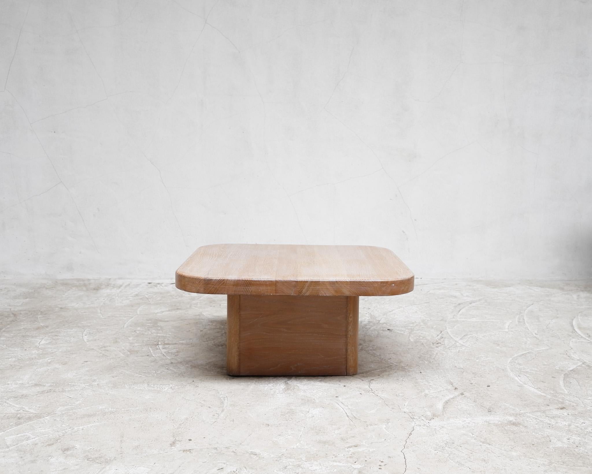 A C.1950s Spanish Limed oak coffee table in the modernist style.

Constructed in solid oak with good proportions.

-

We offer free shipping to the USA/Canada through Fedex with this item.