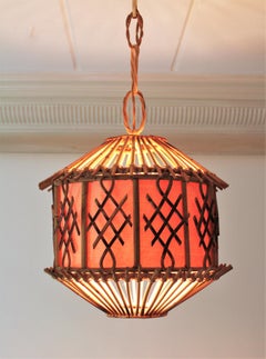 Französische modernistische Rattan-Hängelaterne / Hängelampe mit Chinoiserie-Akzenten