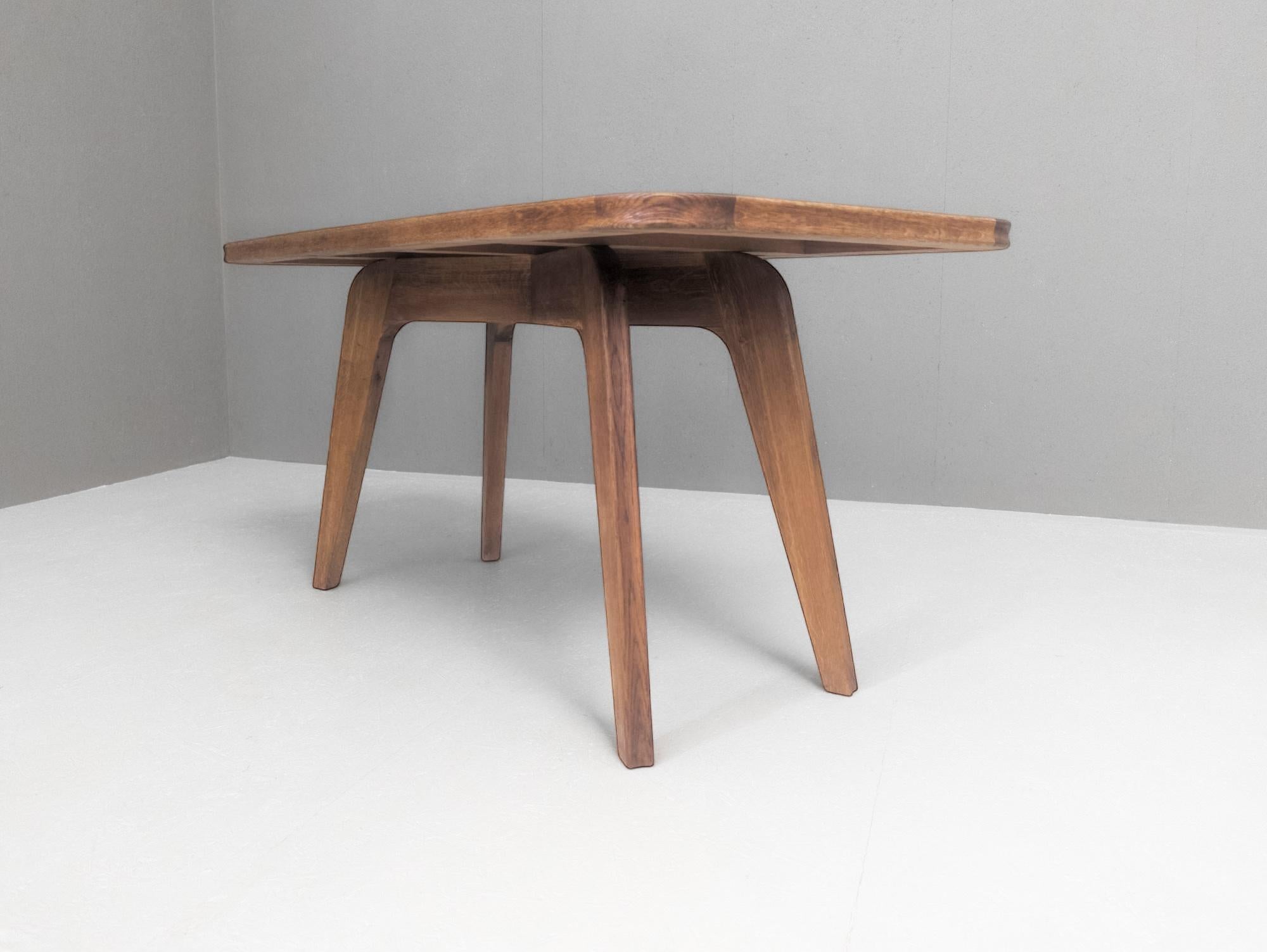 Table sculpturale moderniste française, années 1930 en vente 10