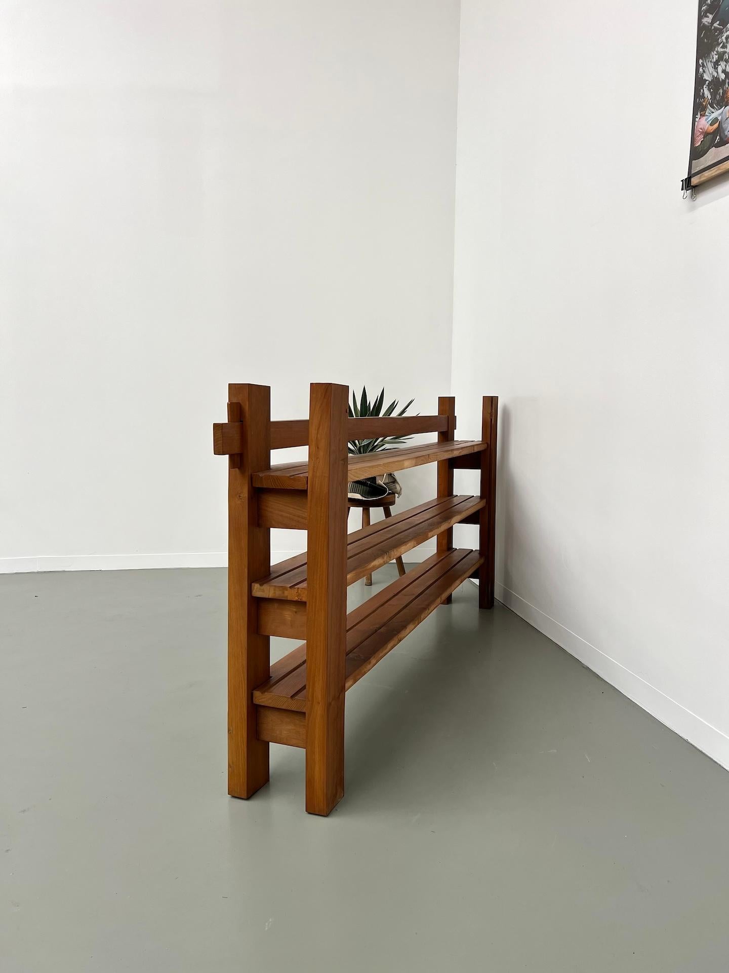 French modernist shelf from the 70s in solid elm For Sale 11