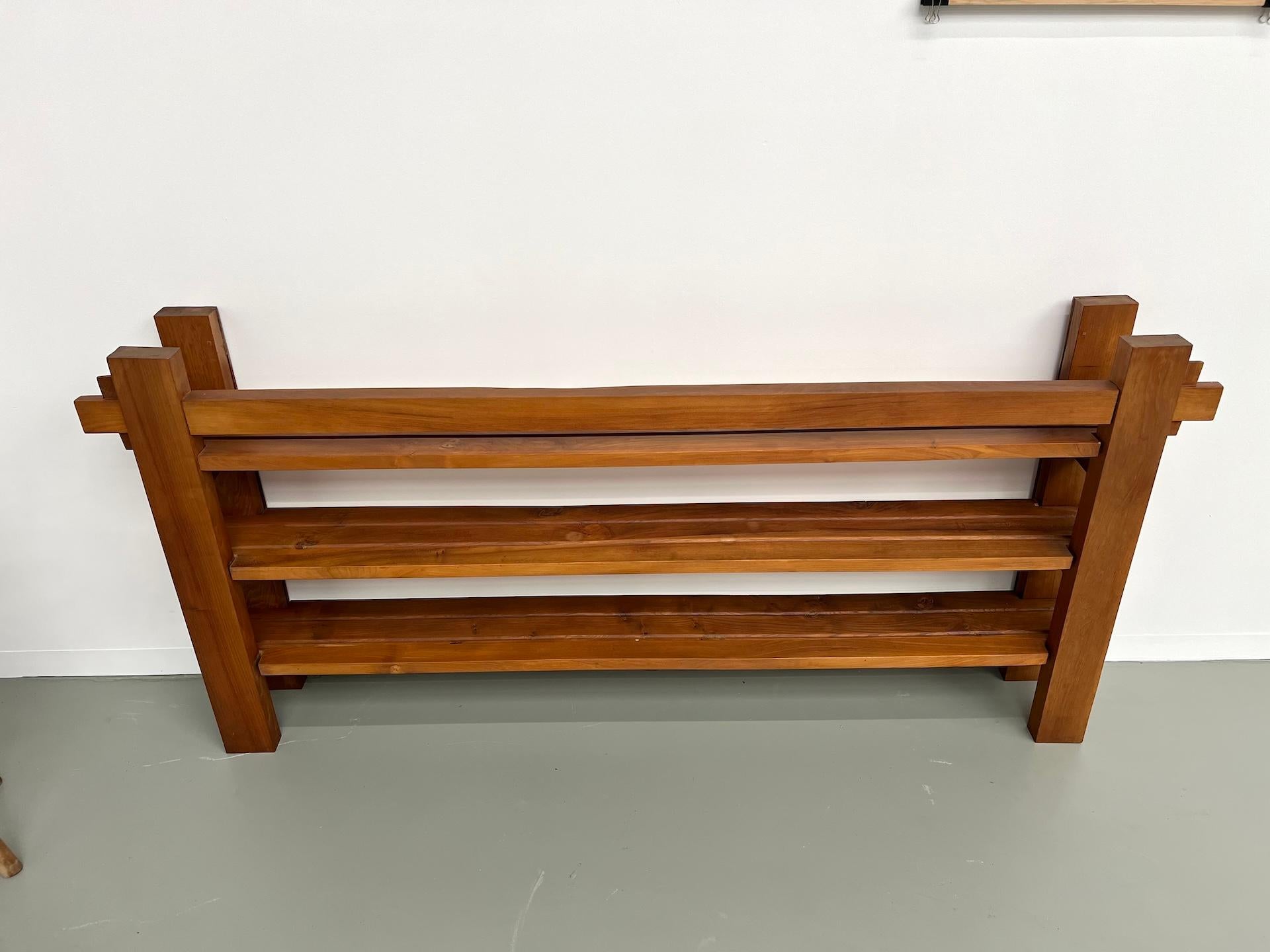 Late 20th Century French modernist shelf from the 70s in solid elm For Sale