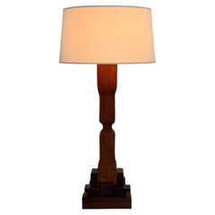 Französische Tischlampe im Stil der Moderne aus massiver Eiche, Frankreich, 1930er Jahre, Charles Dudouyt zugeschrieben
