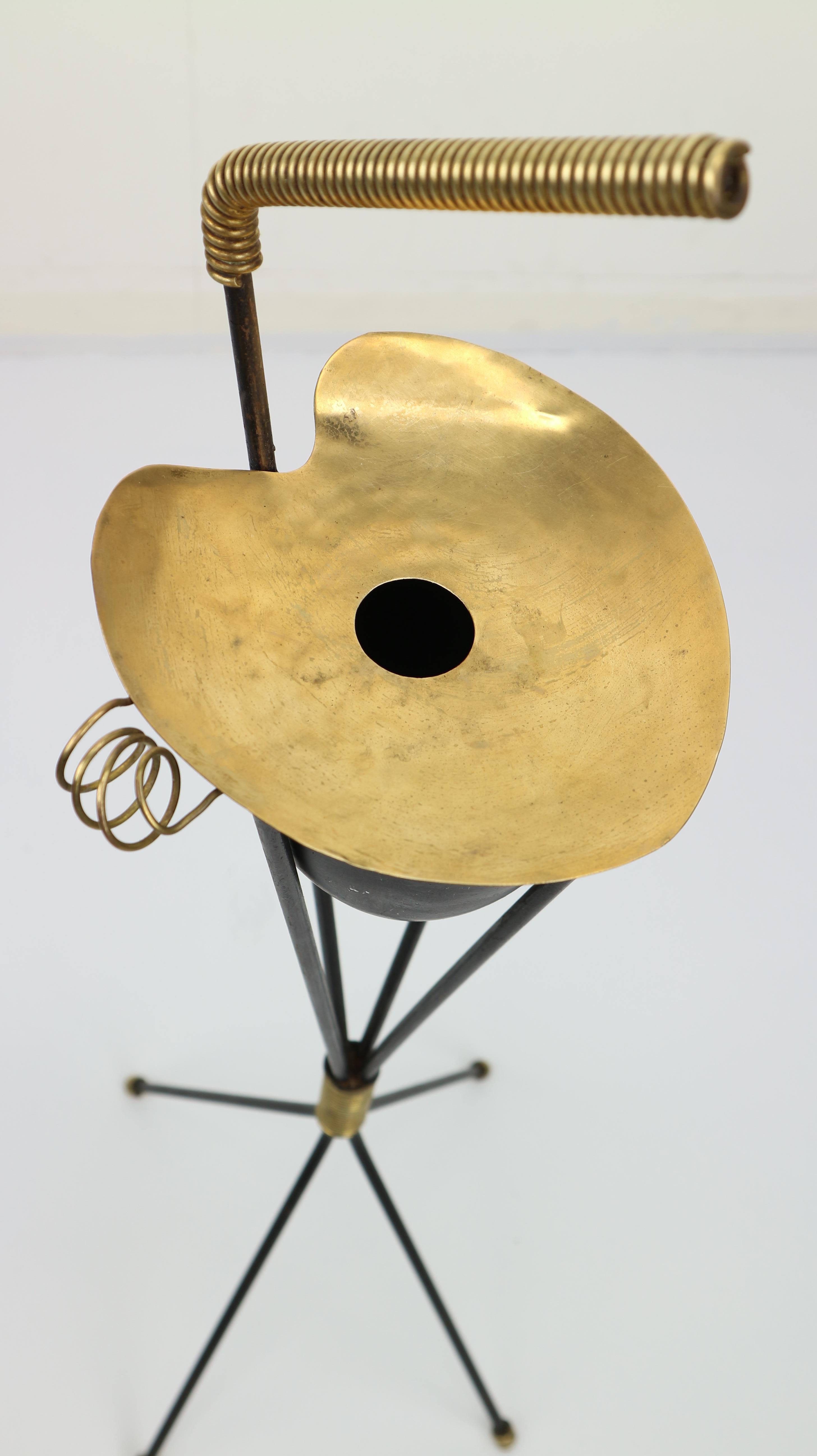 French Modernist Standing Tripod Brass Ashtray , 1950s In Good Condition In The Hague, NL
