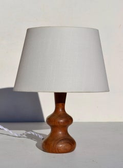 French Modernist Table Lamp in Turned Solid Wood, 1950s