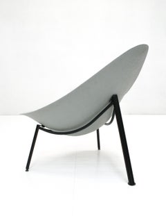 French Modernist Tripod Fiberglass Lounge Chair by Ed Mérat